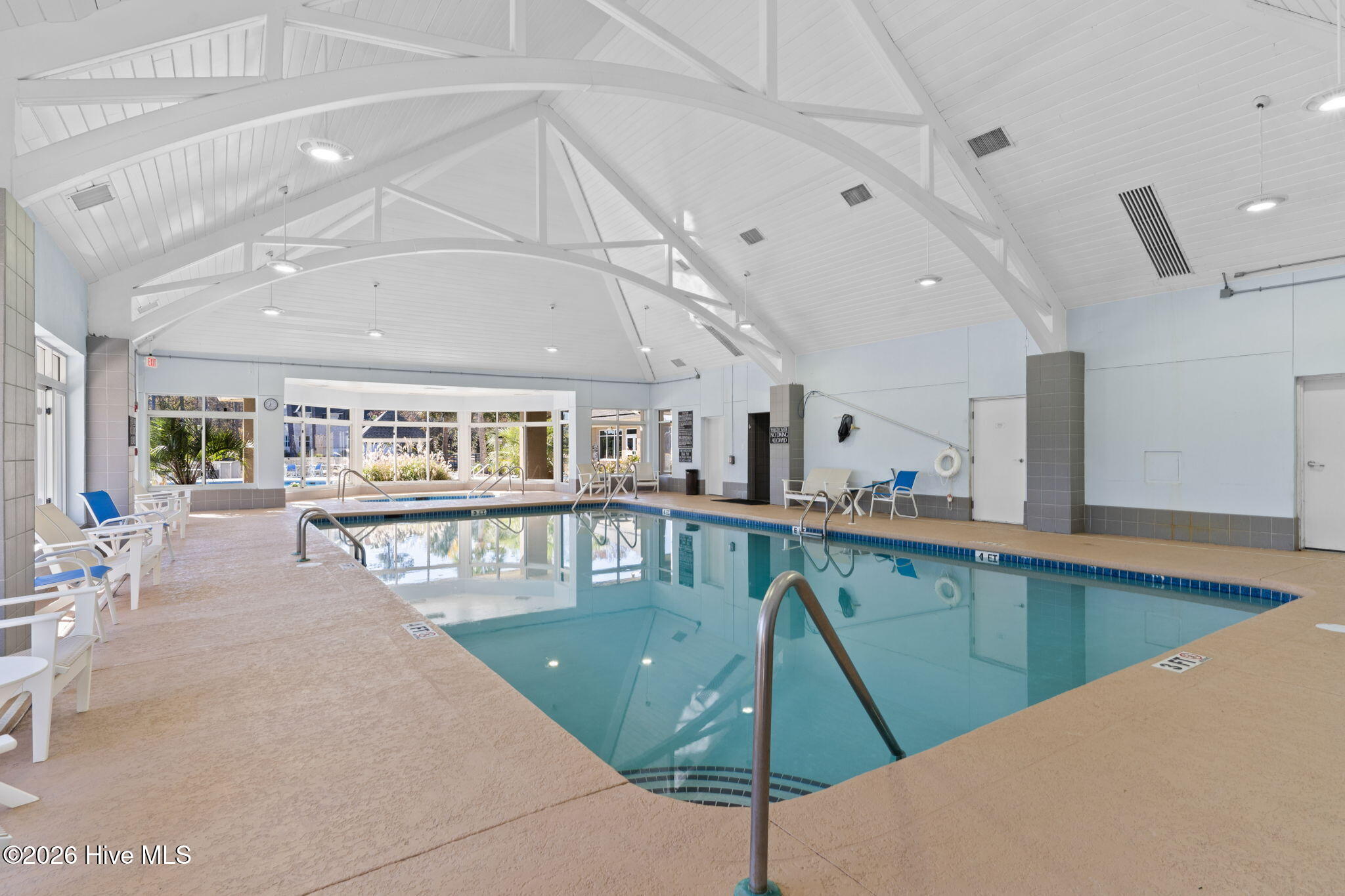 100559683 | Photo 88