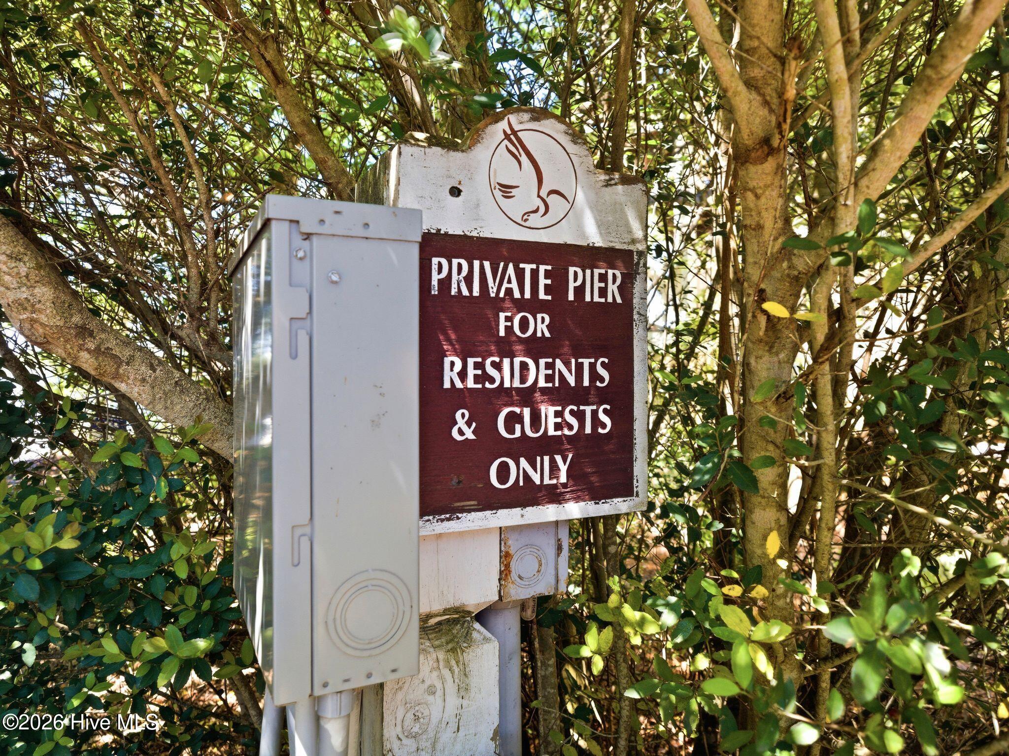 100569349 | Photo 110