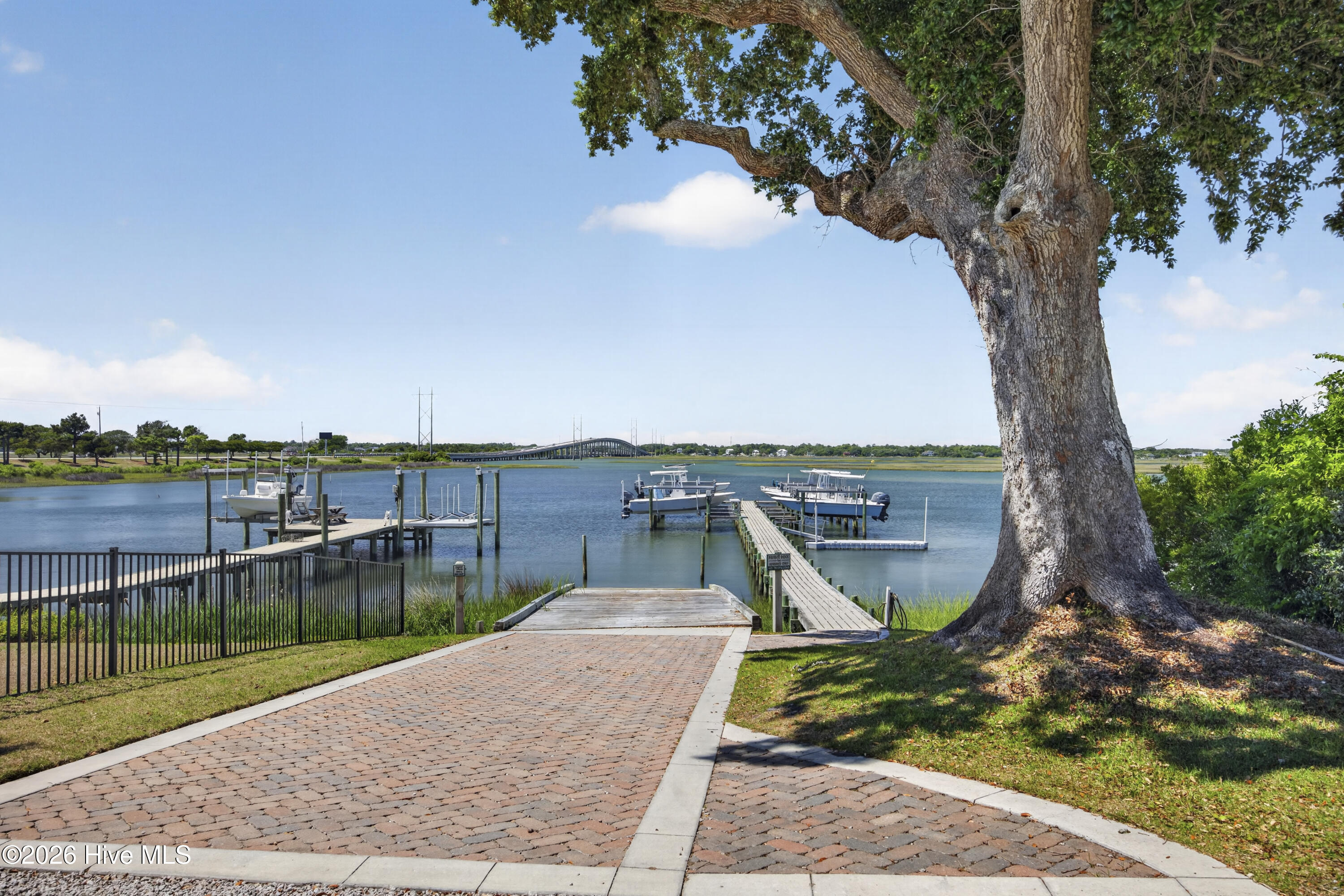 410 Sunrise Court,Emerald Isle