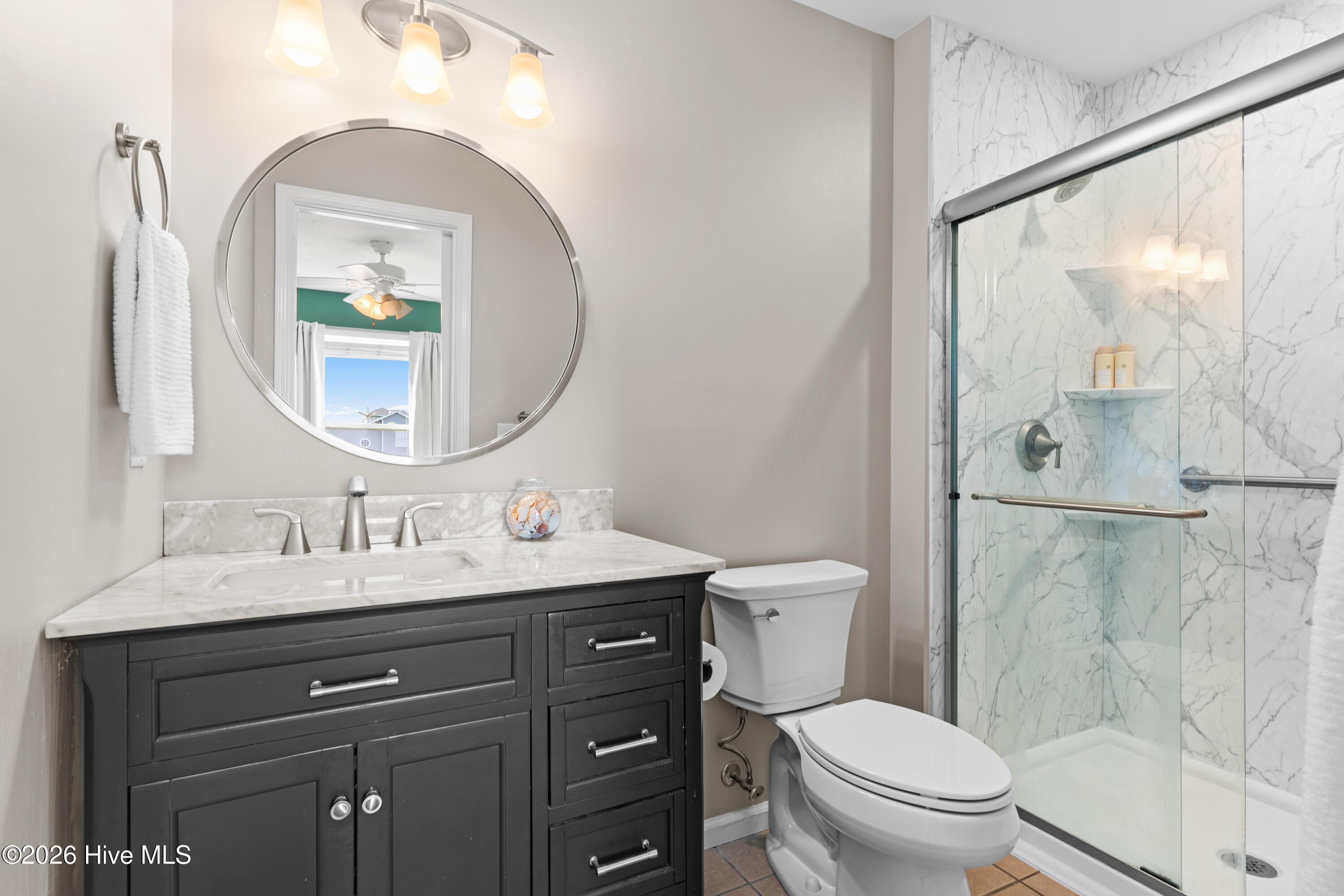 100560754 | Photo 30