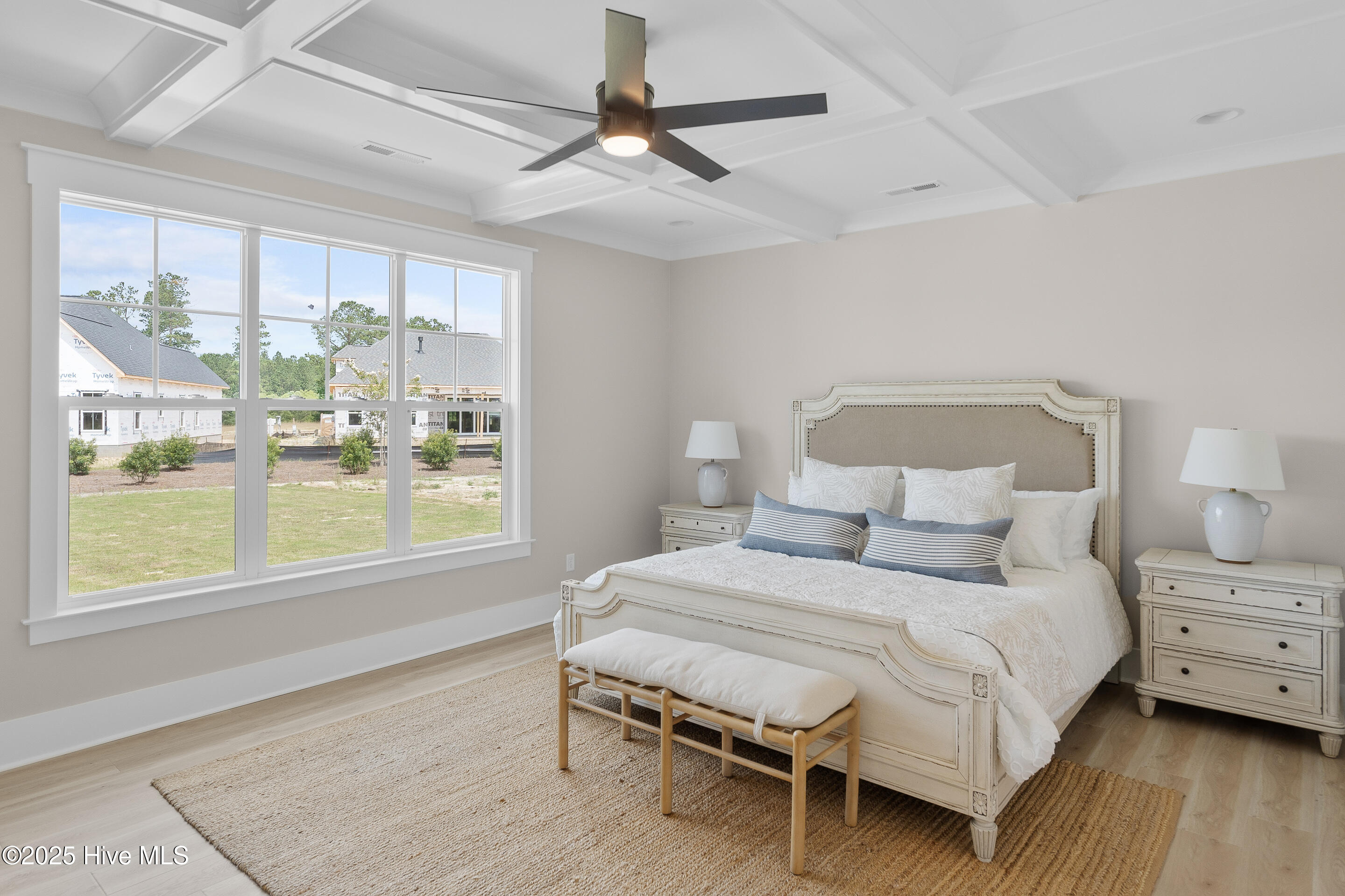 100504894 | Photo 32