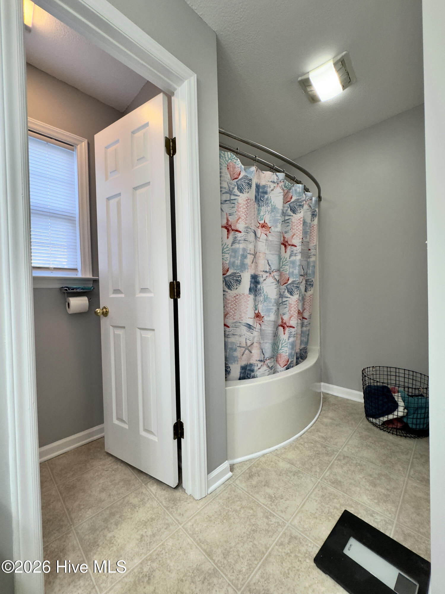 B9D7431D-F795-42E8-859C-F2C54D1A1CD3_1_2