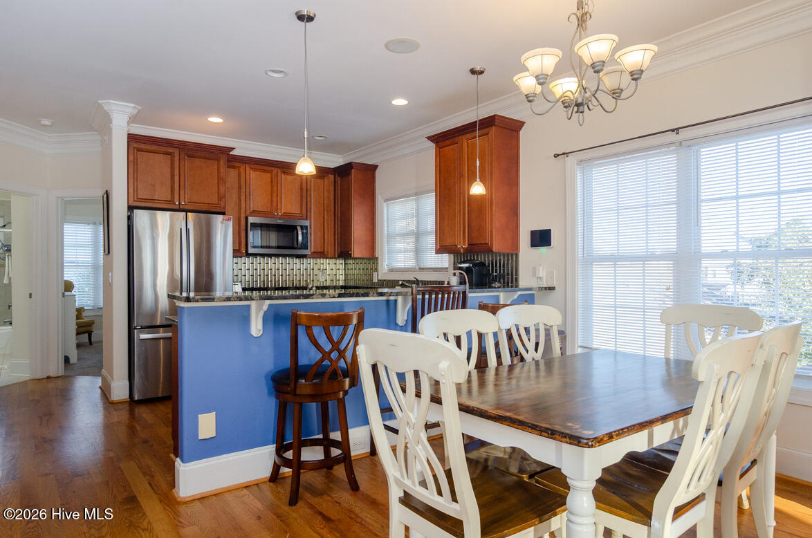 100550509 | Photo 14