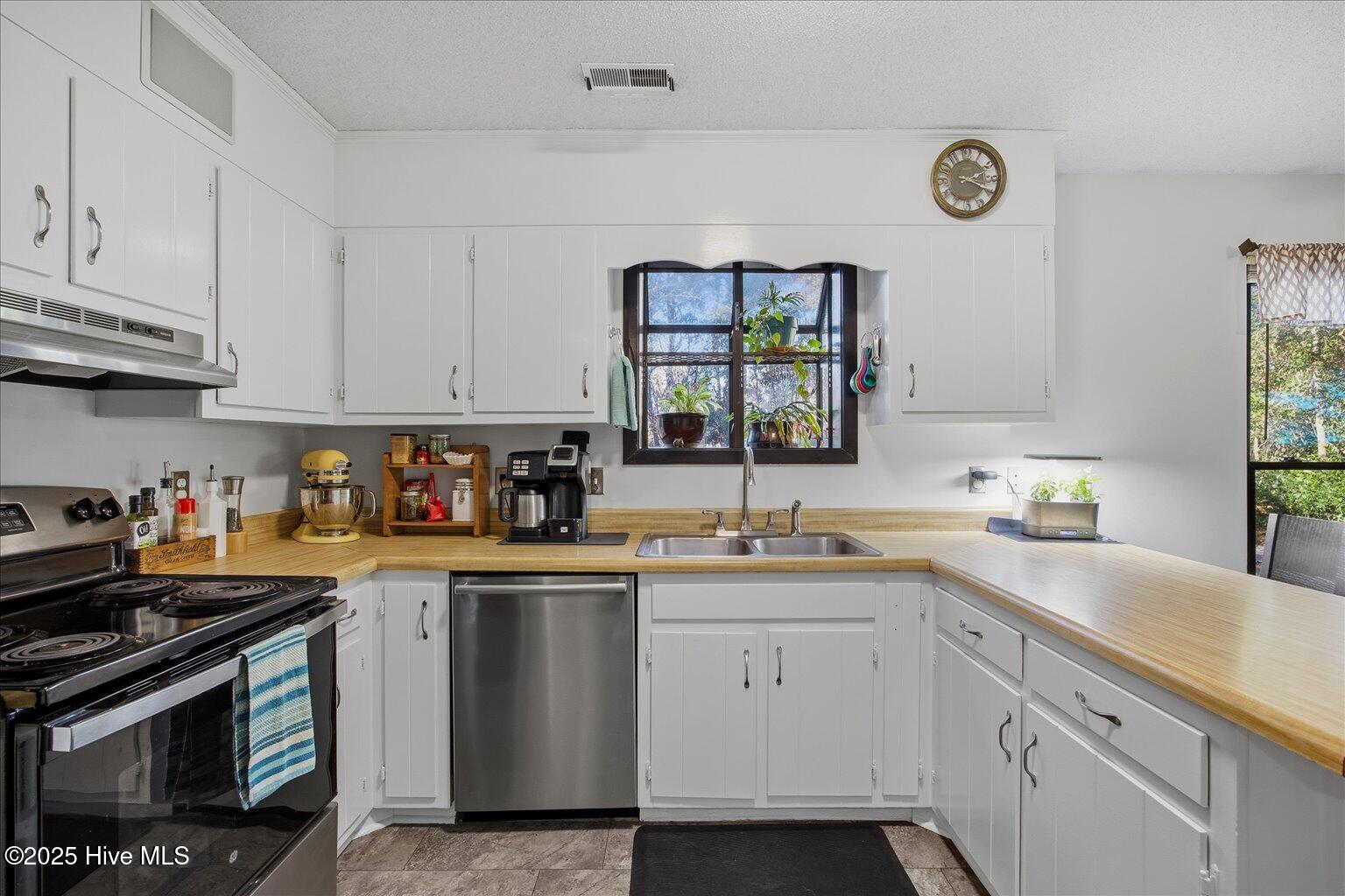 100546671 | Photo 13