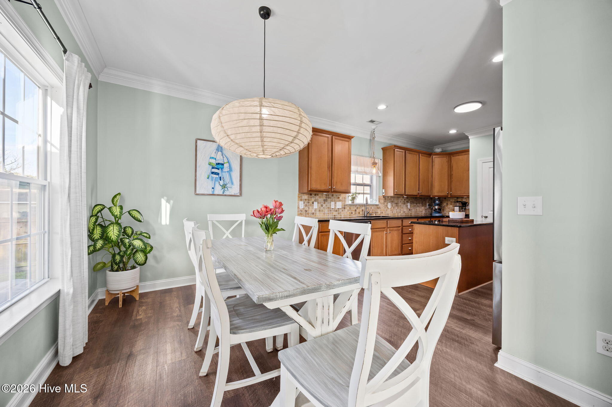 100558969 | Photo 30