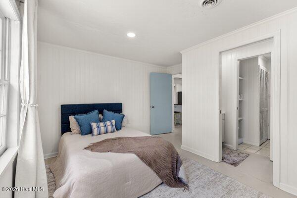 100565102 | Photo 19