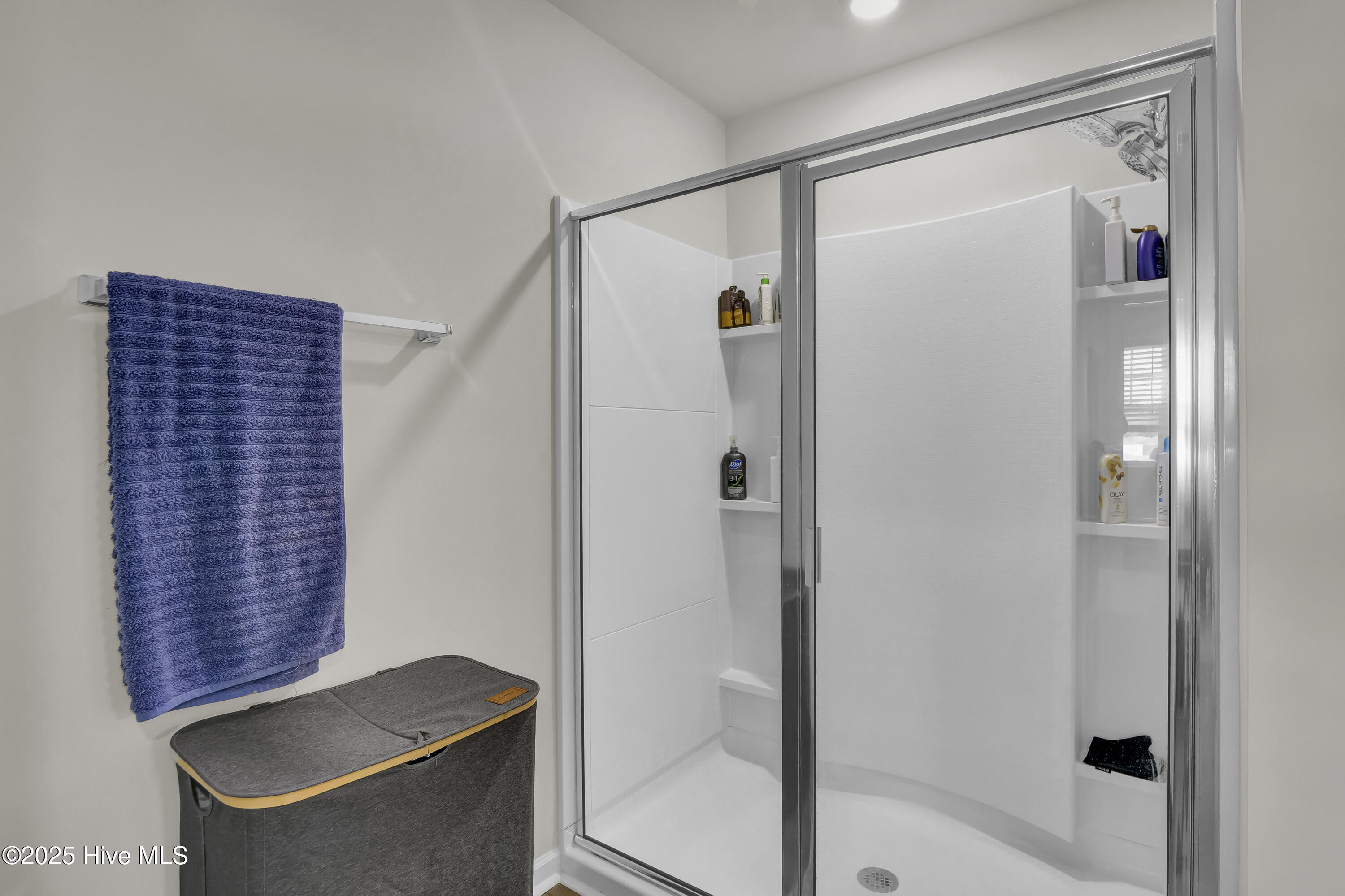 100561368 | Photo 20