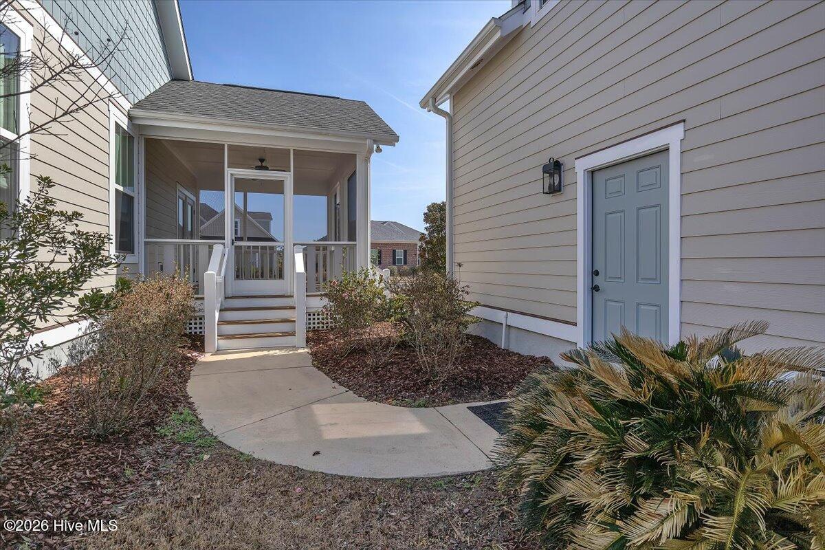 100558839 | Photo 58