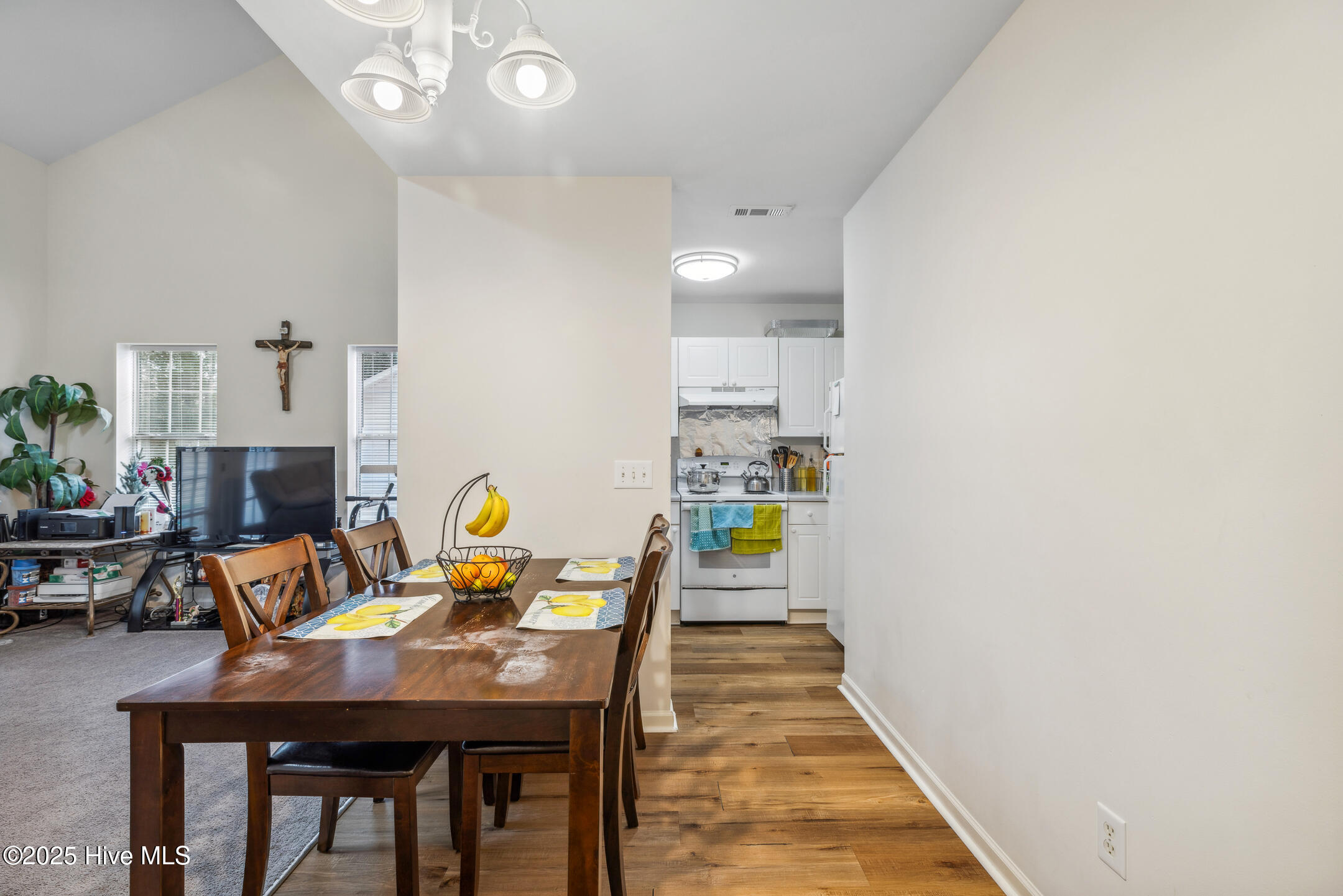 5057 Peachtree Avenue