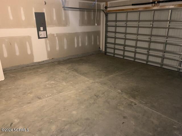 100519231 | Photo 17