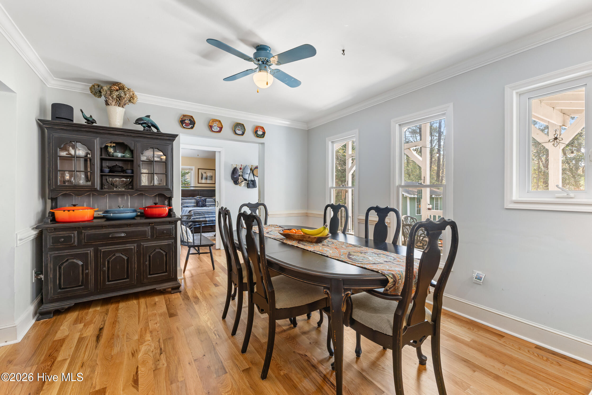 100560648 | Photo 15