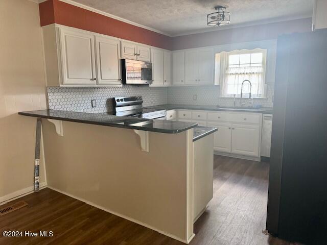 1003 Robinwood Road