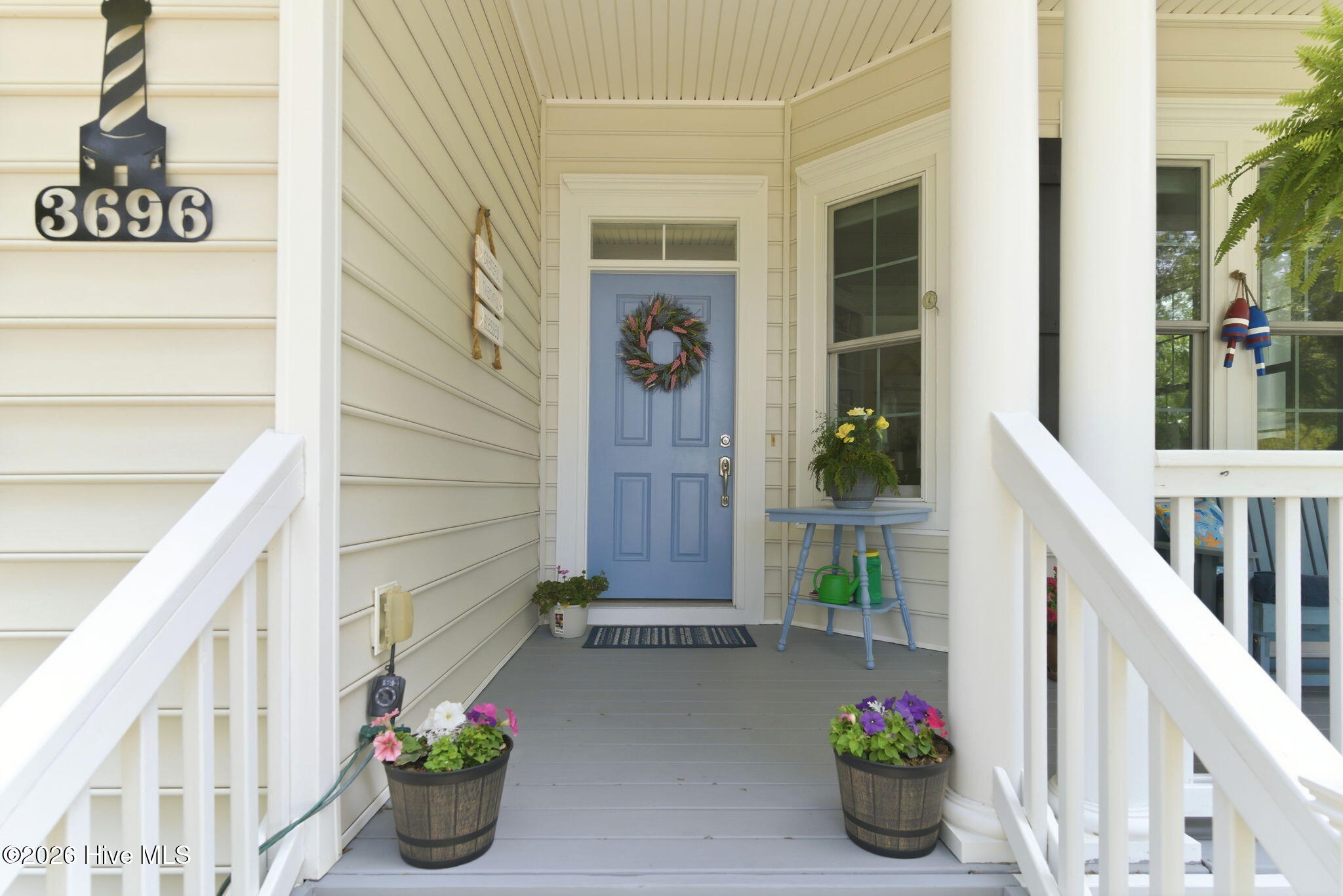 100569459 | Photo 41