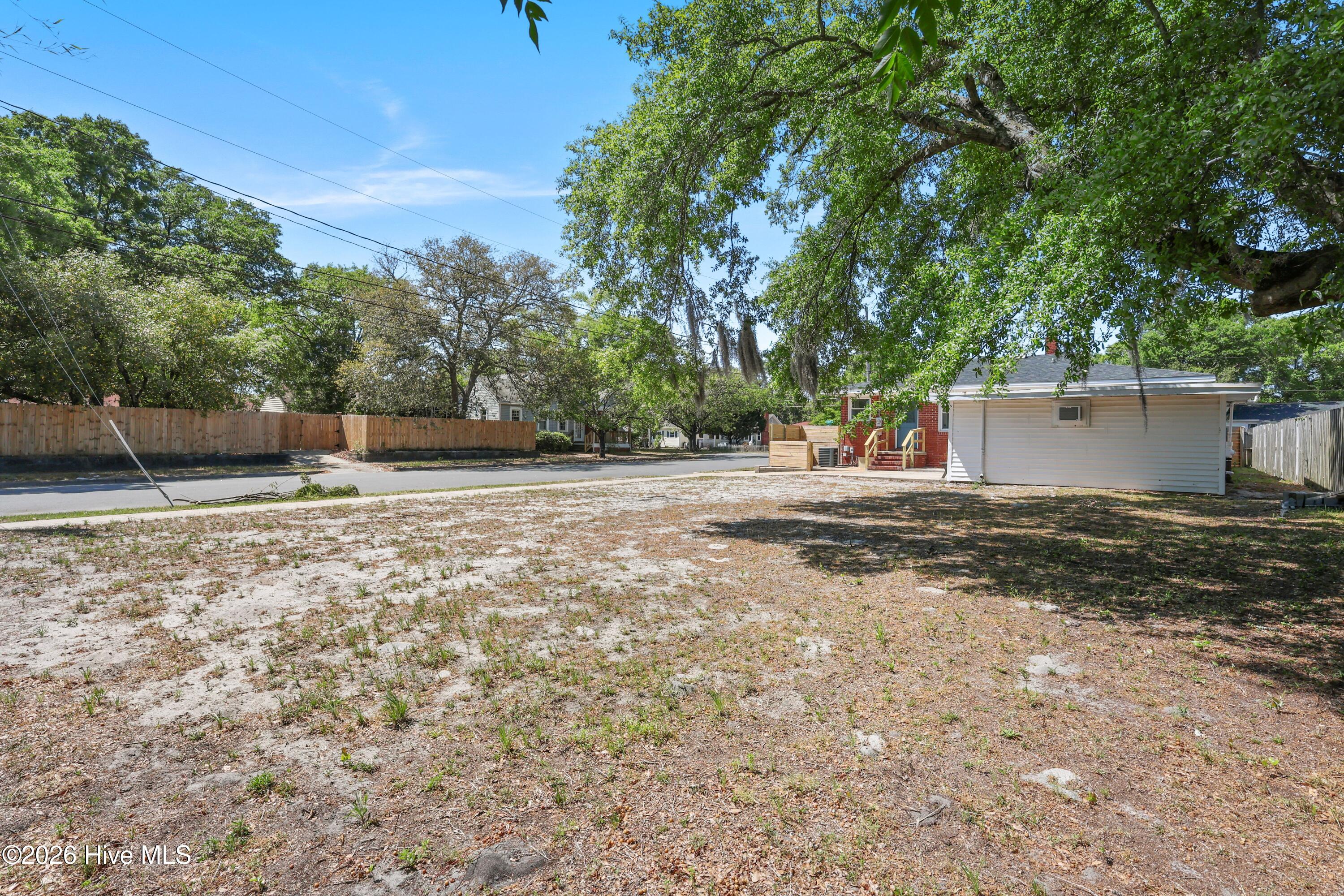 100567832 | Photo 34