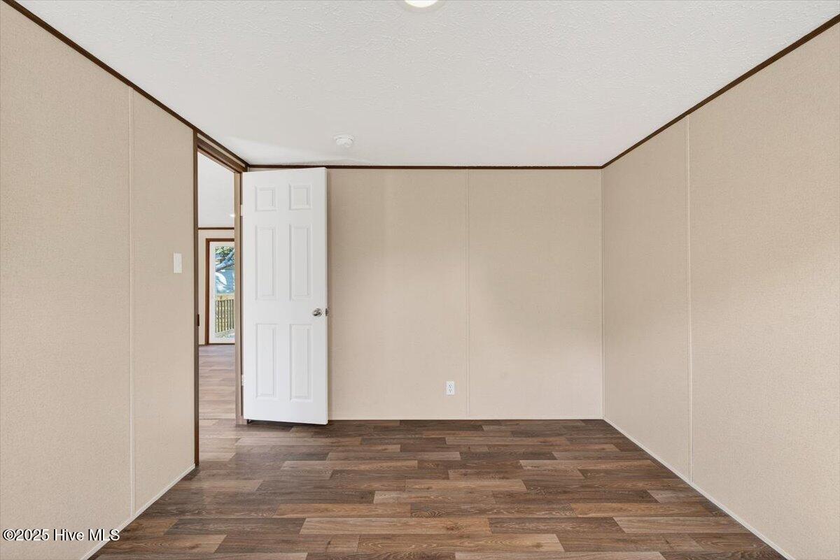 100544292 | Photo 43