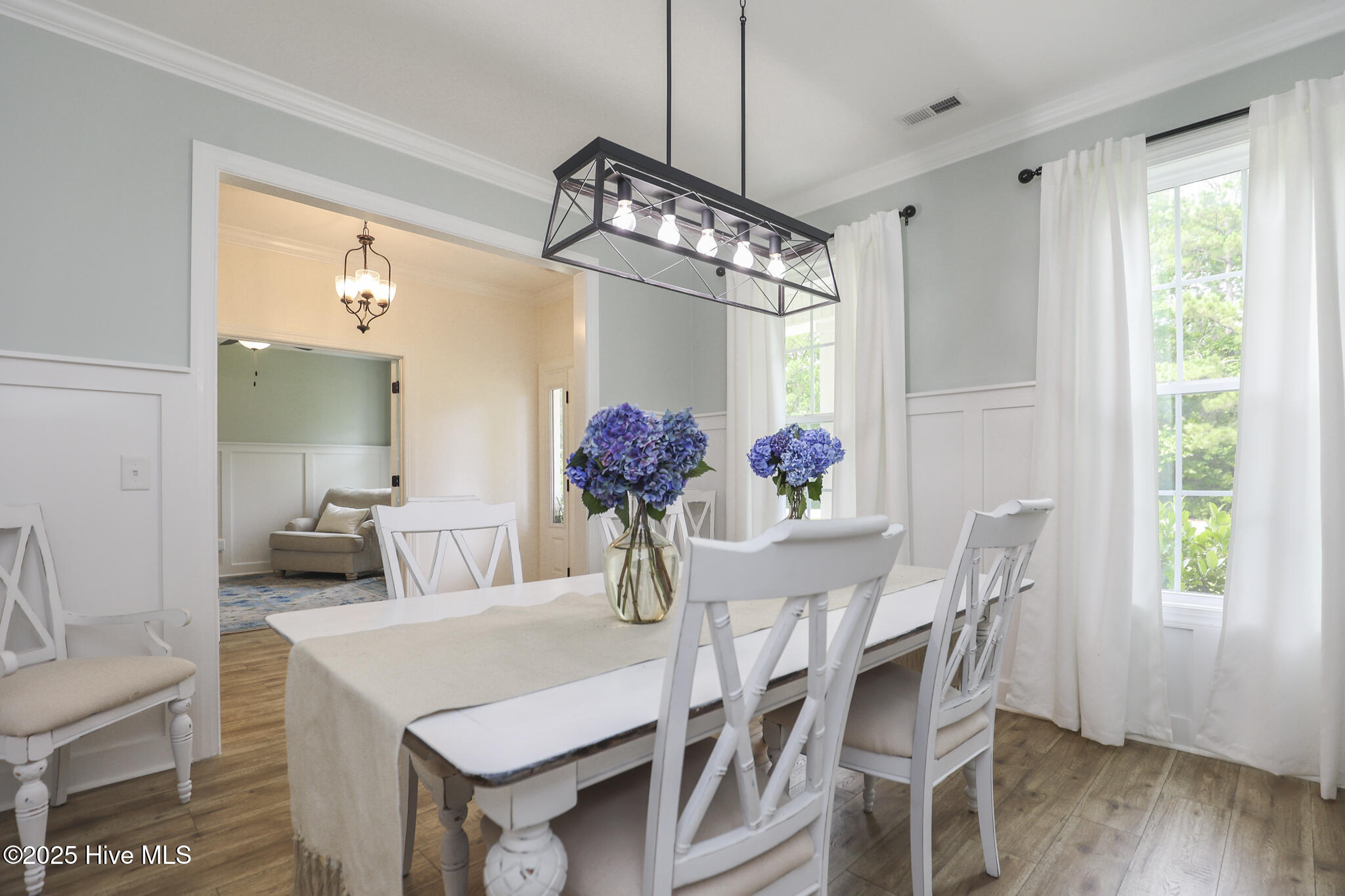 100513900 | Photo 16