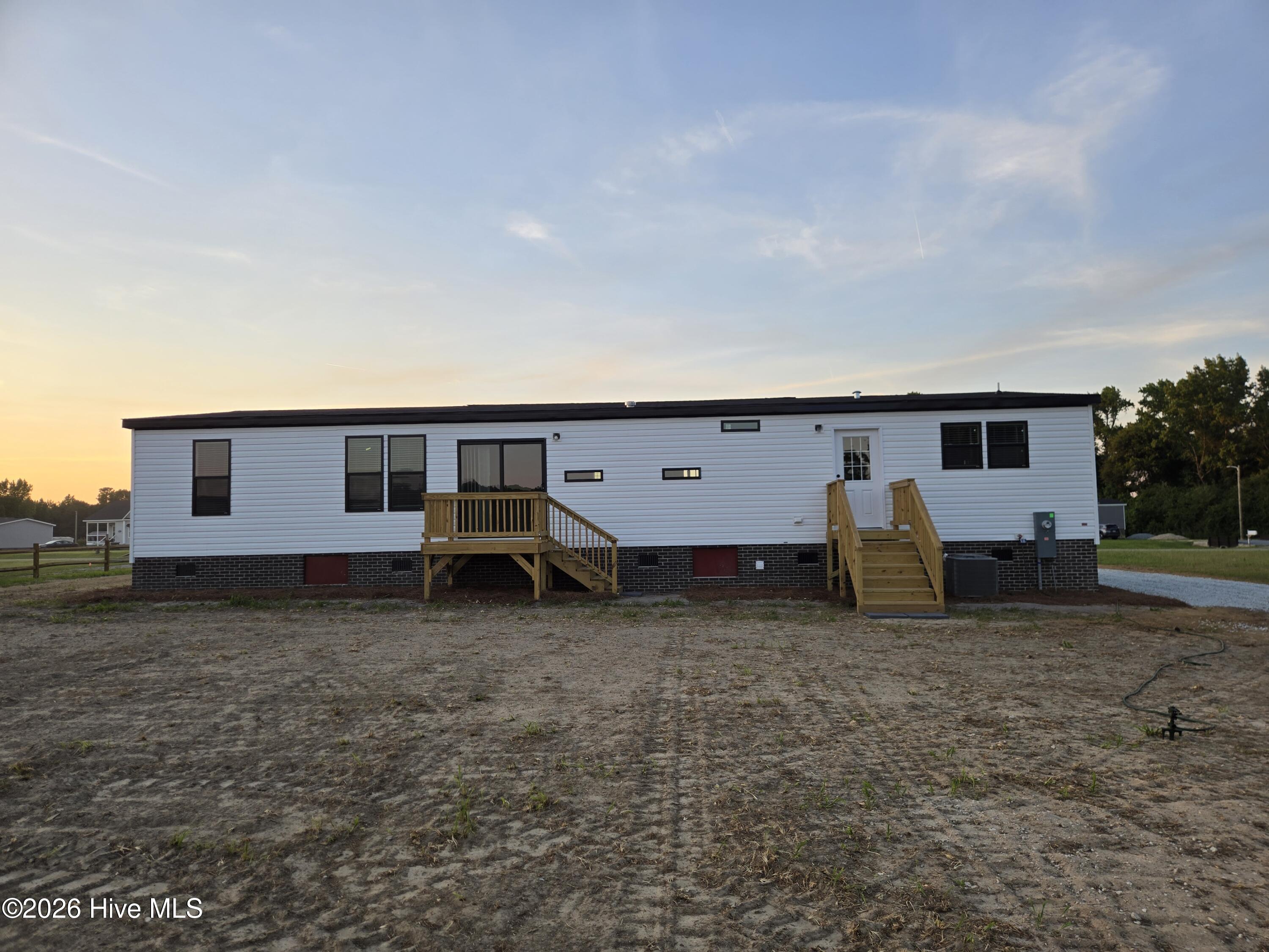 128 Sand Ridge Drive, Beulaville, NC 28518 – photo 2