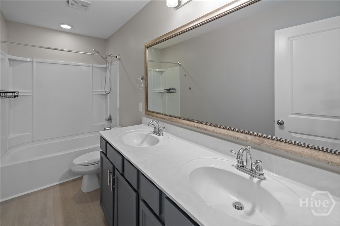 Bathroom 3