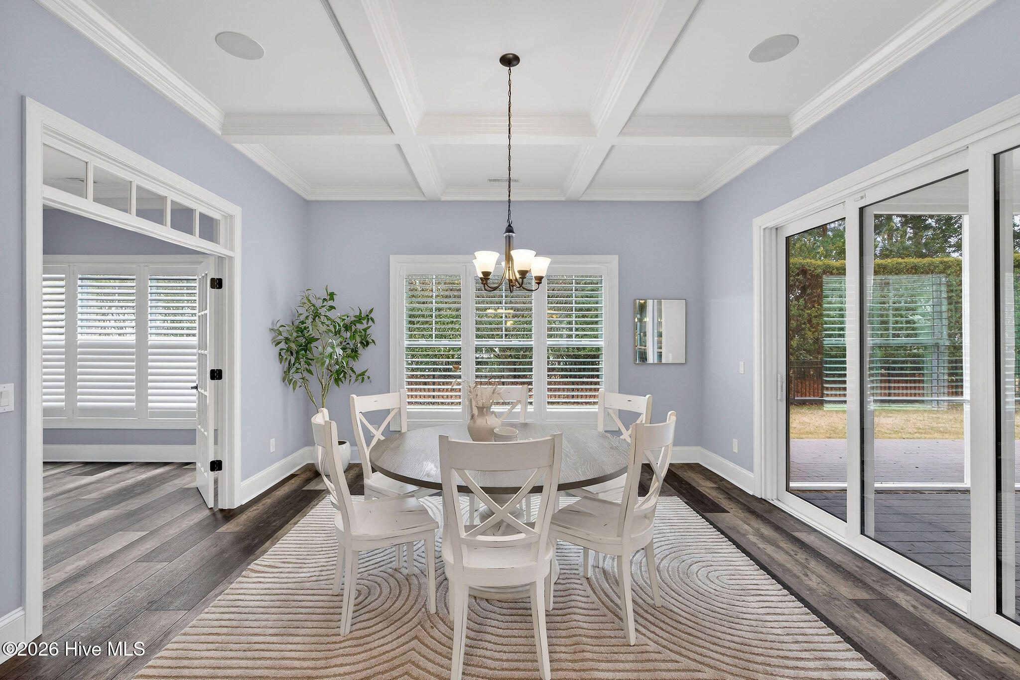 100559766 | Photo 22