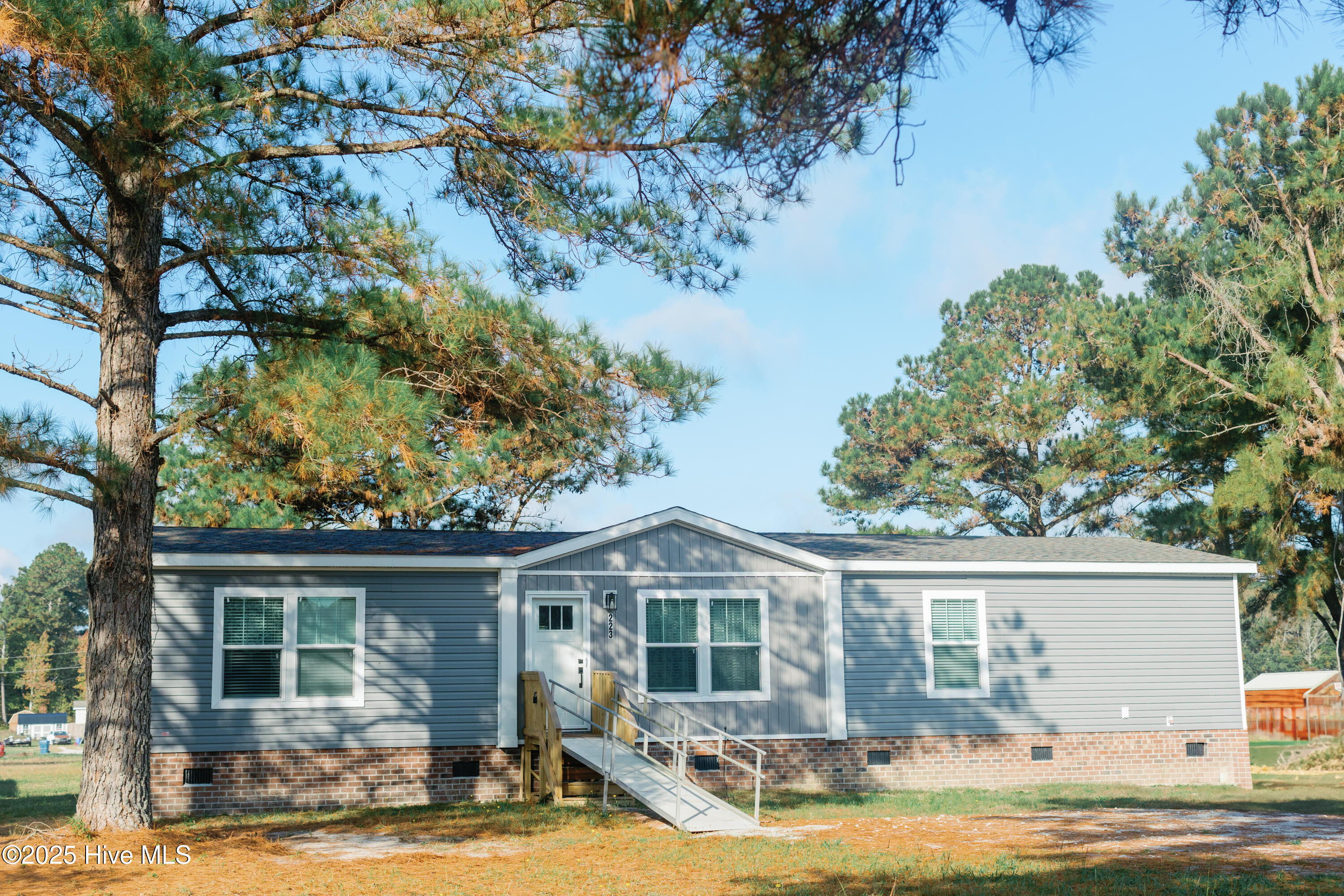 Homes for sale in Pinetown, NC | 223 Ferrell Vance Ln, Pinetown, NC 27865 | MLS# 100516358