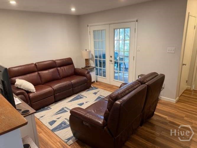 Homes for sale in Savannah, GA | 401 N Cromwell Rd #F5, Savannah, GA 31410 | MLS# SA348960