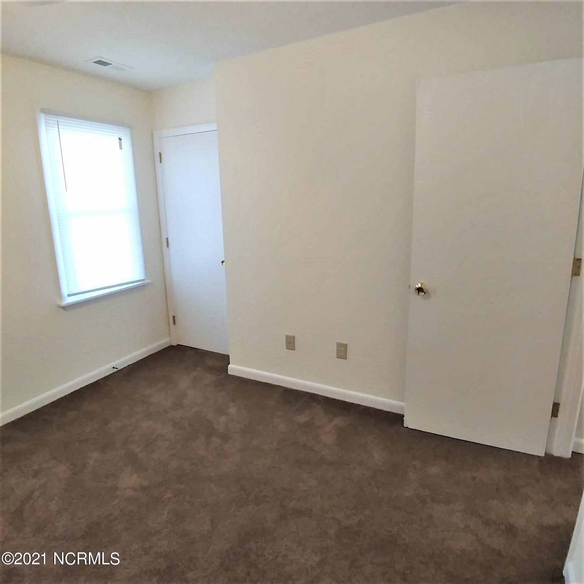 100550530 | Photo 15