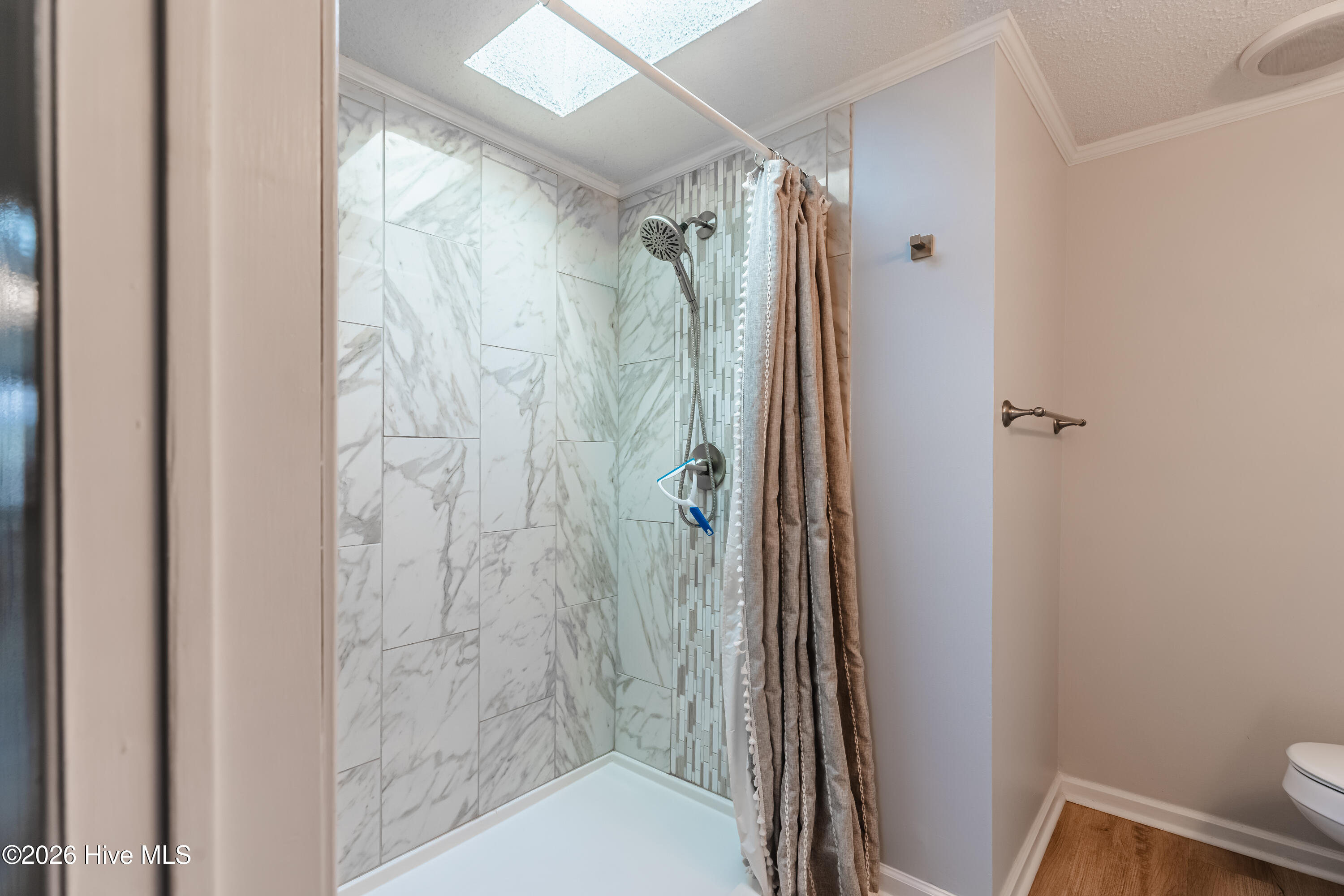 100555221 | Photo 19