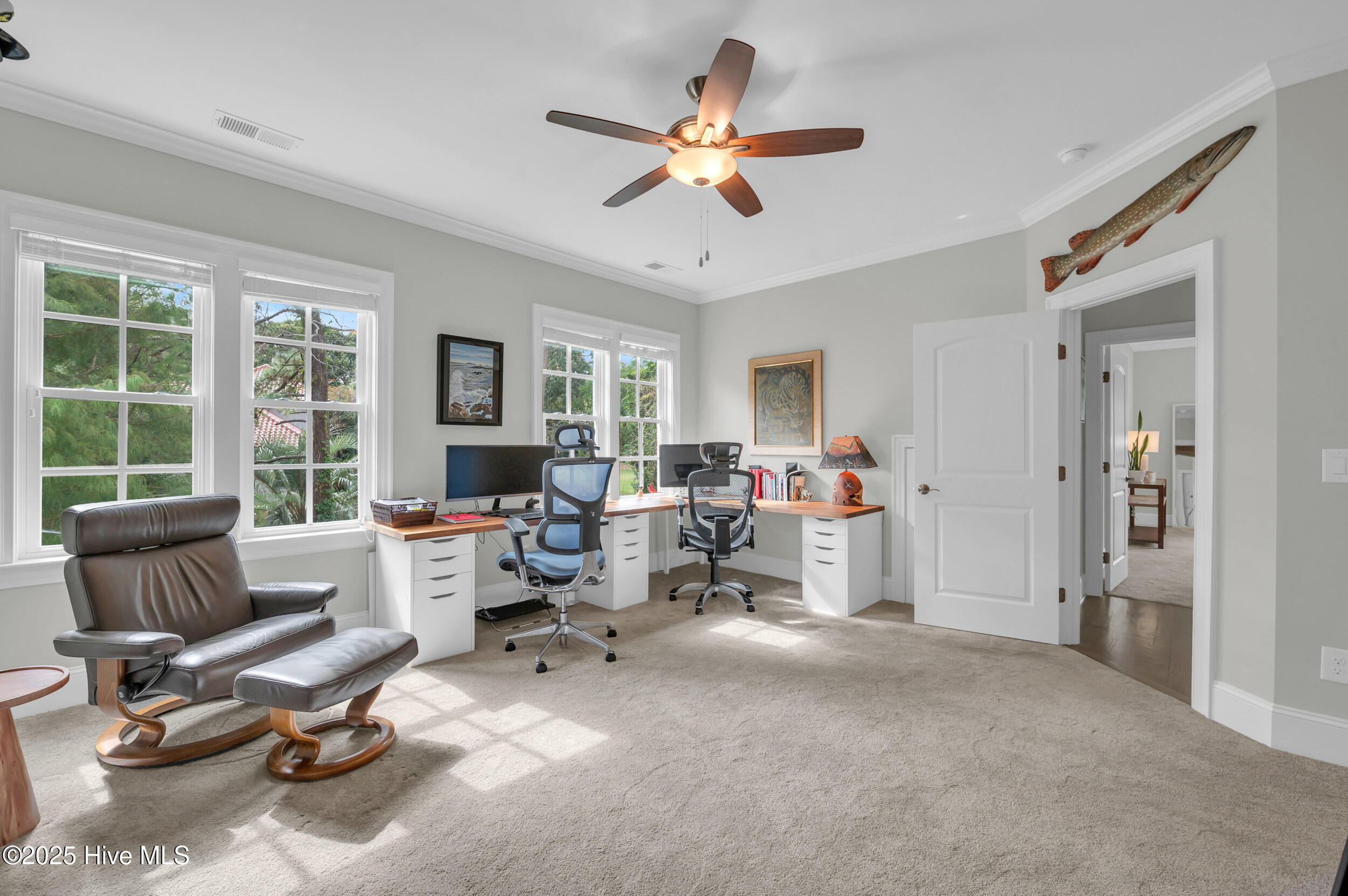 100536582 | Photo 29