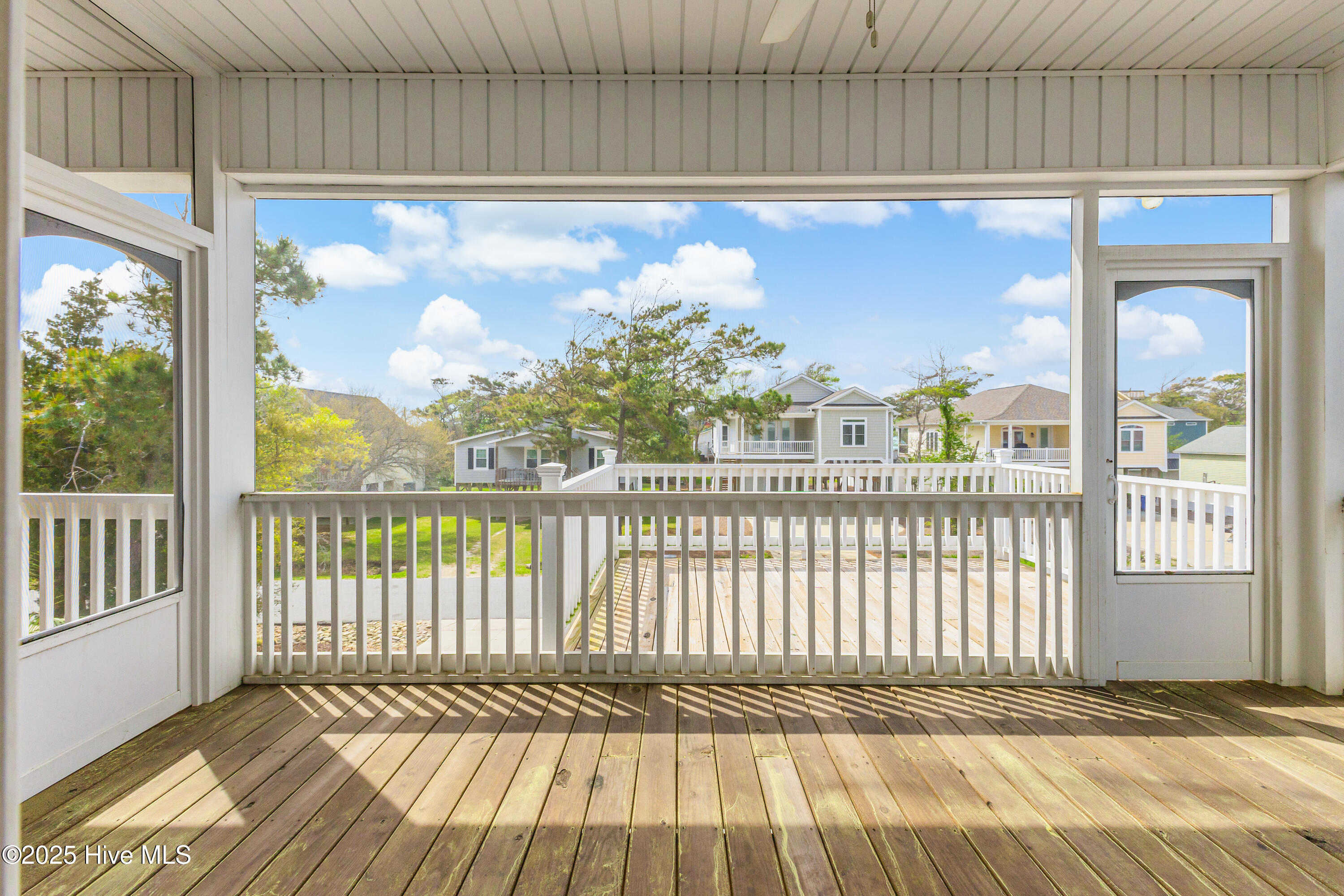 100500117 | Photo 29