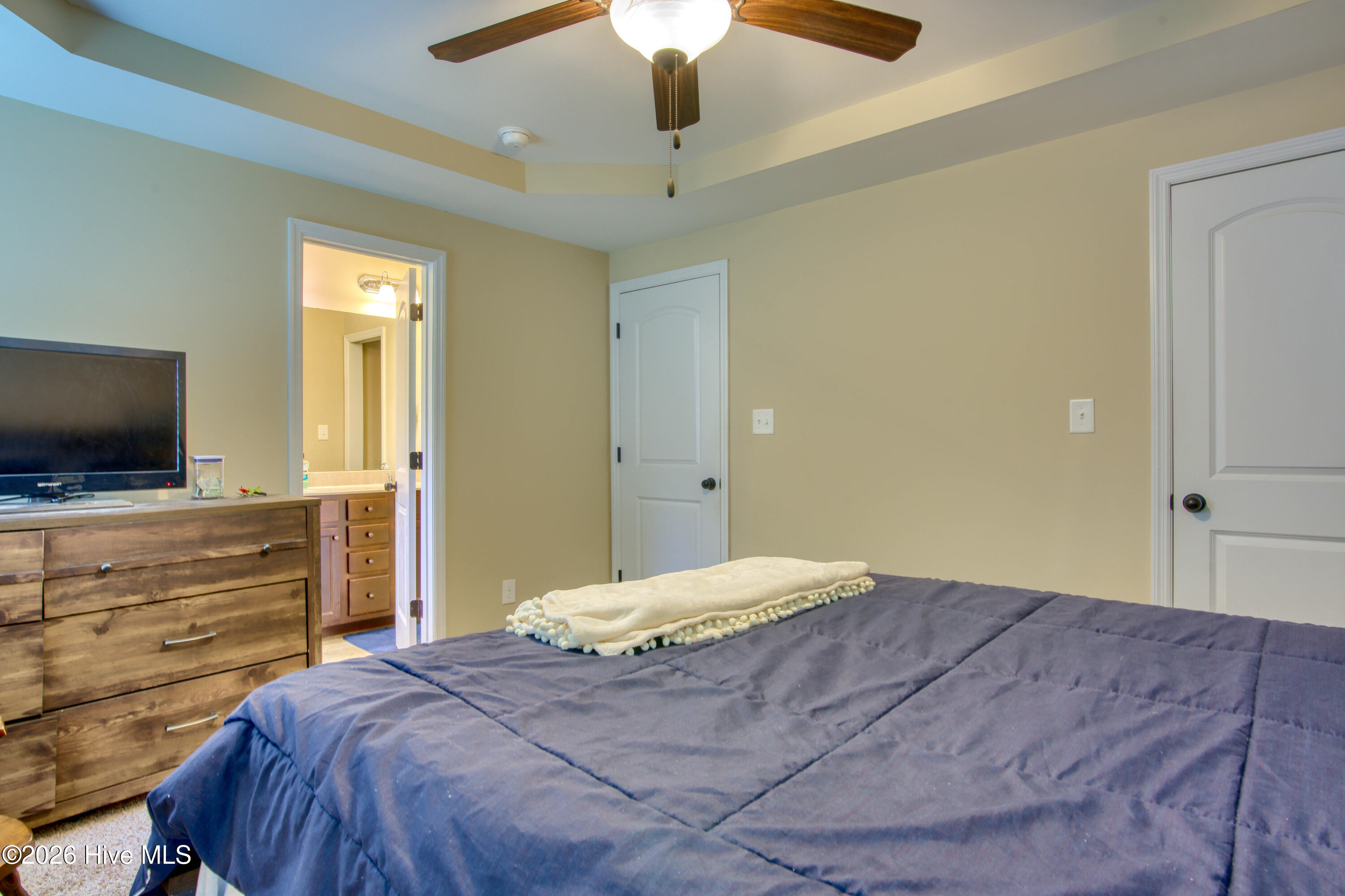 100563081 | Photo 21