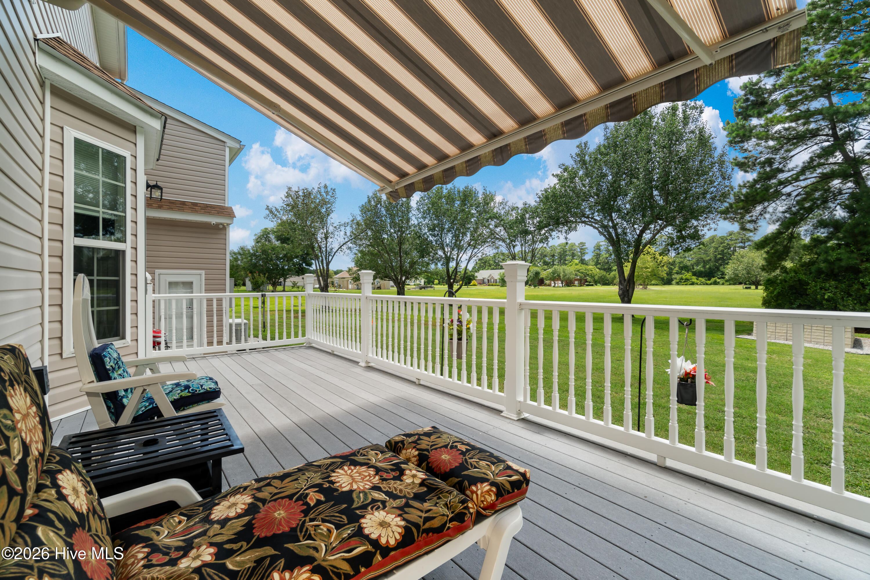 BACK DECK