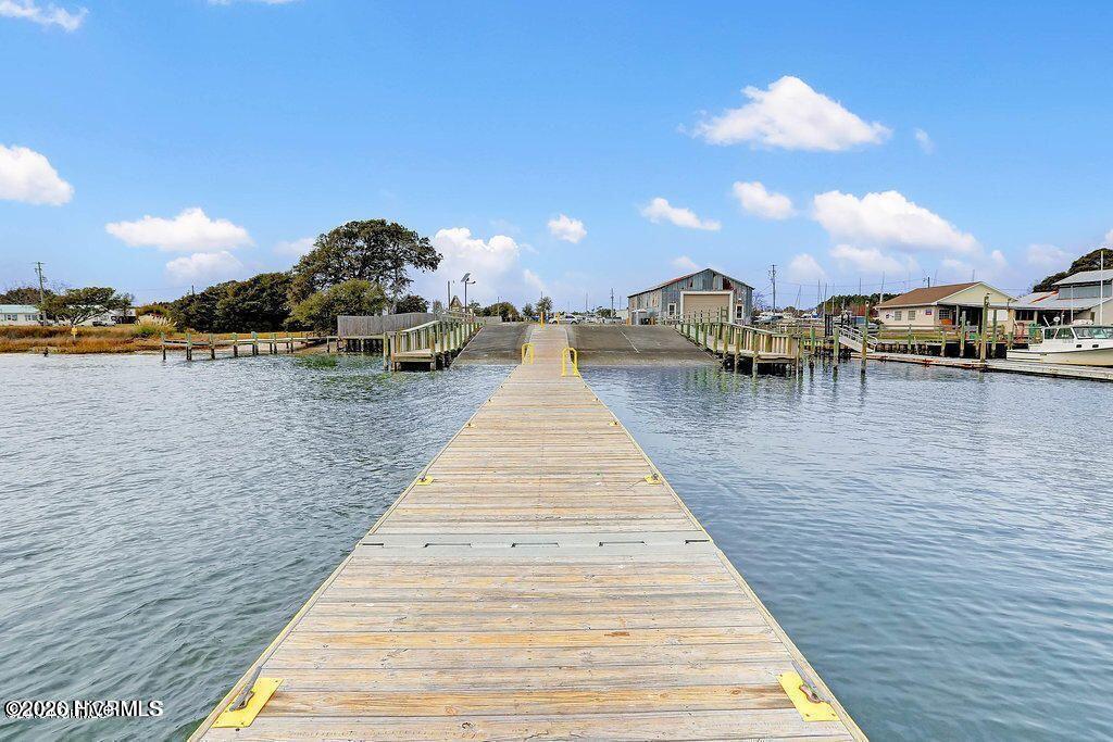 100565124 | Photo 45