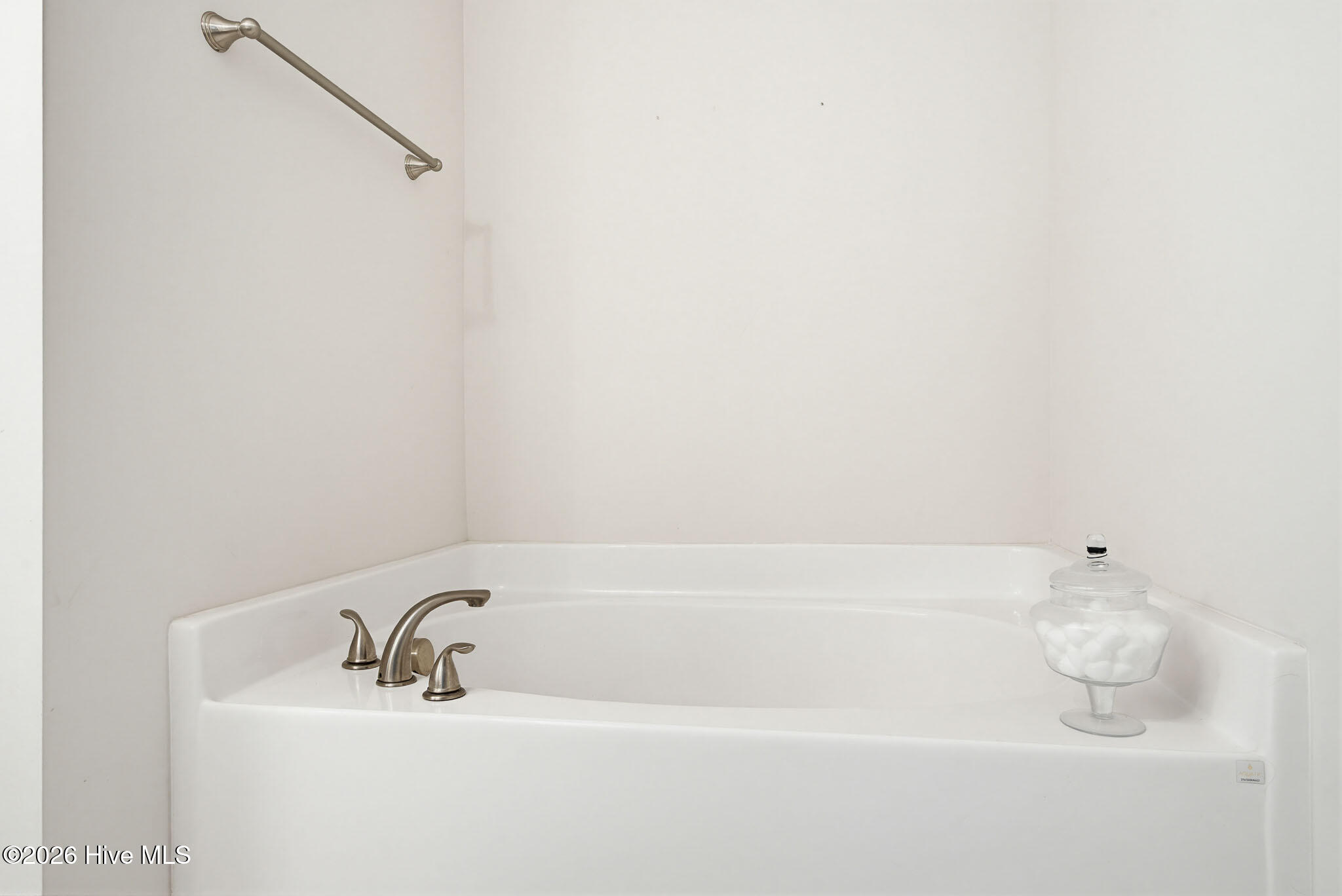 100569599 | Photo 26