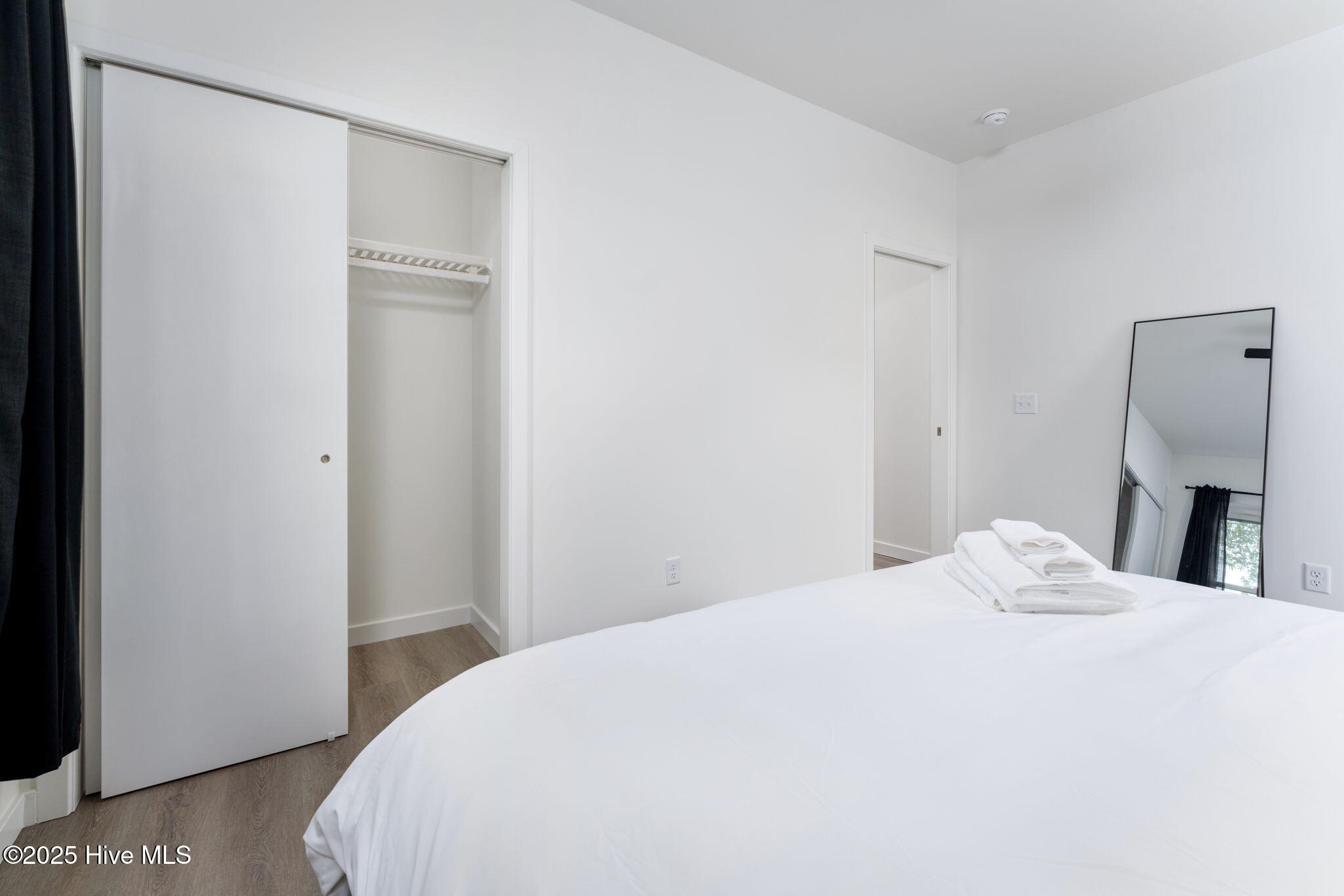 100485156 | Photo 35