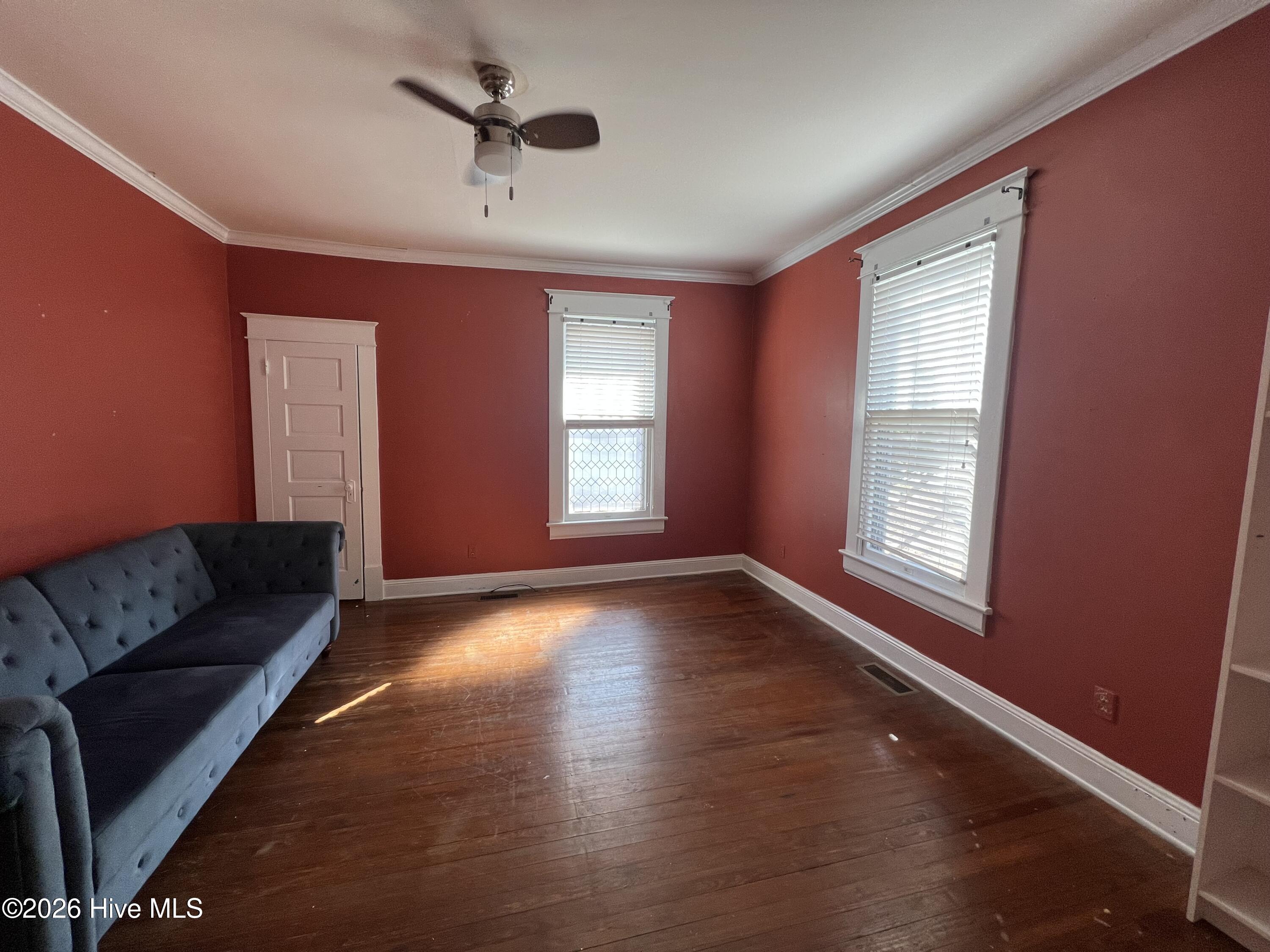 915 Saint David Street