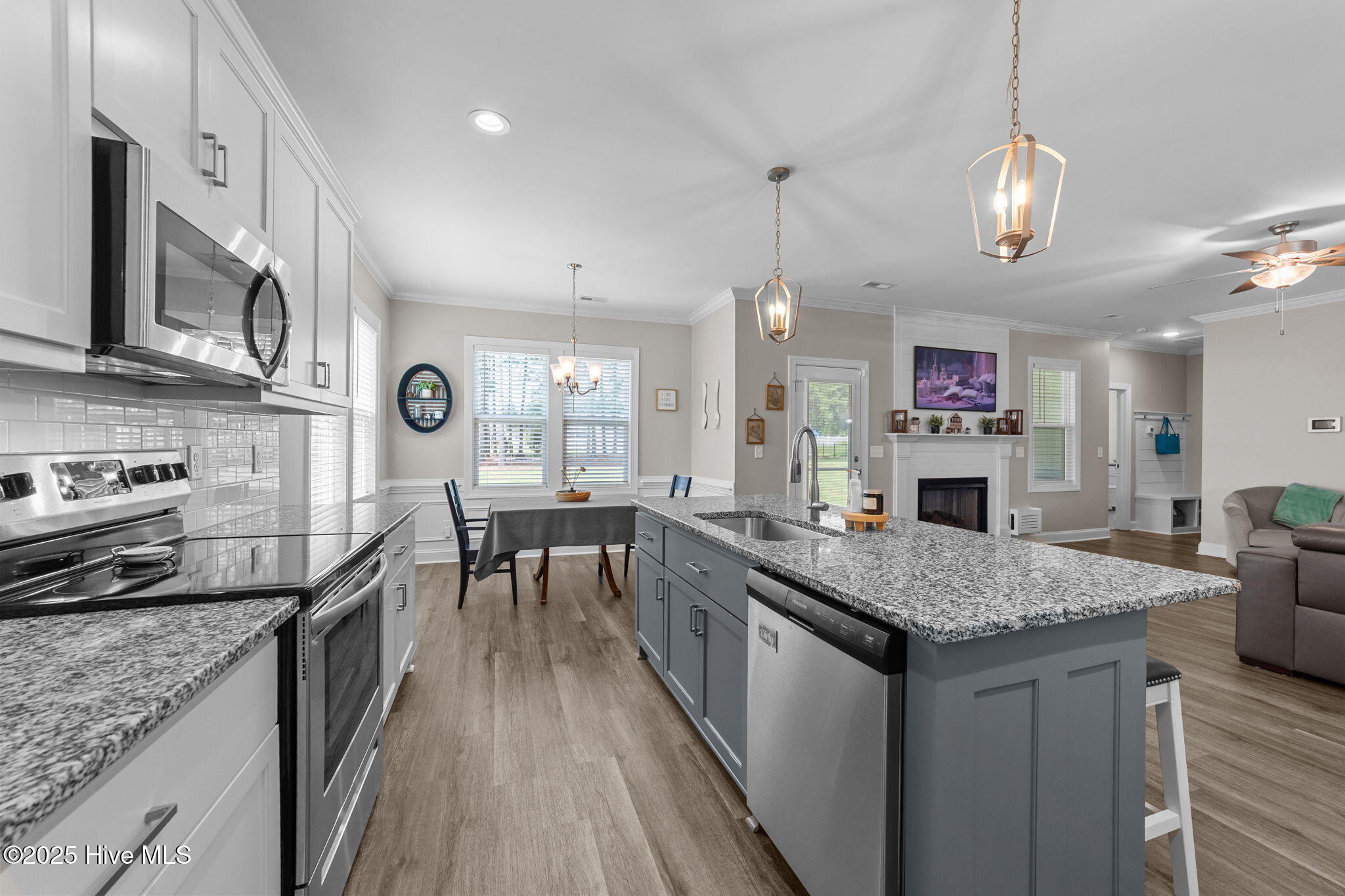 54-web-or-mls-32-print-VB4A3811