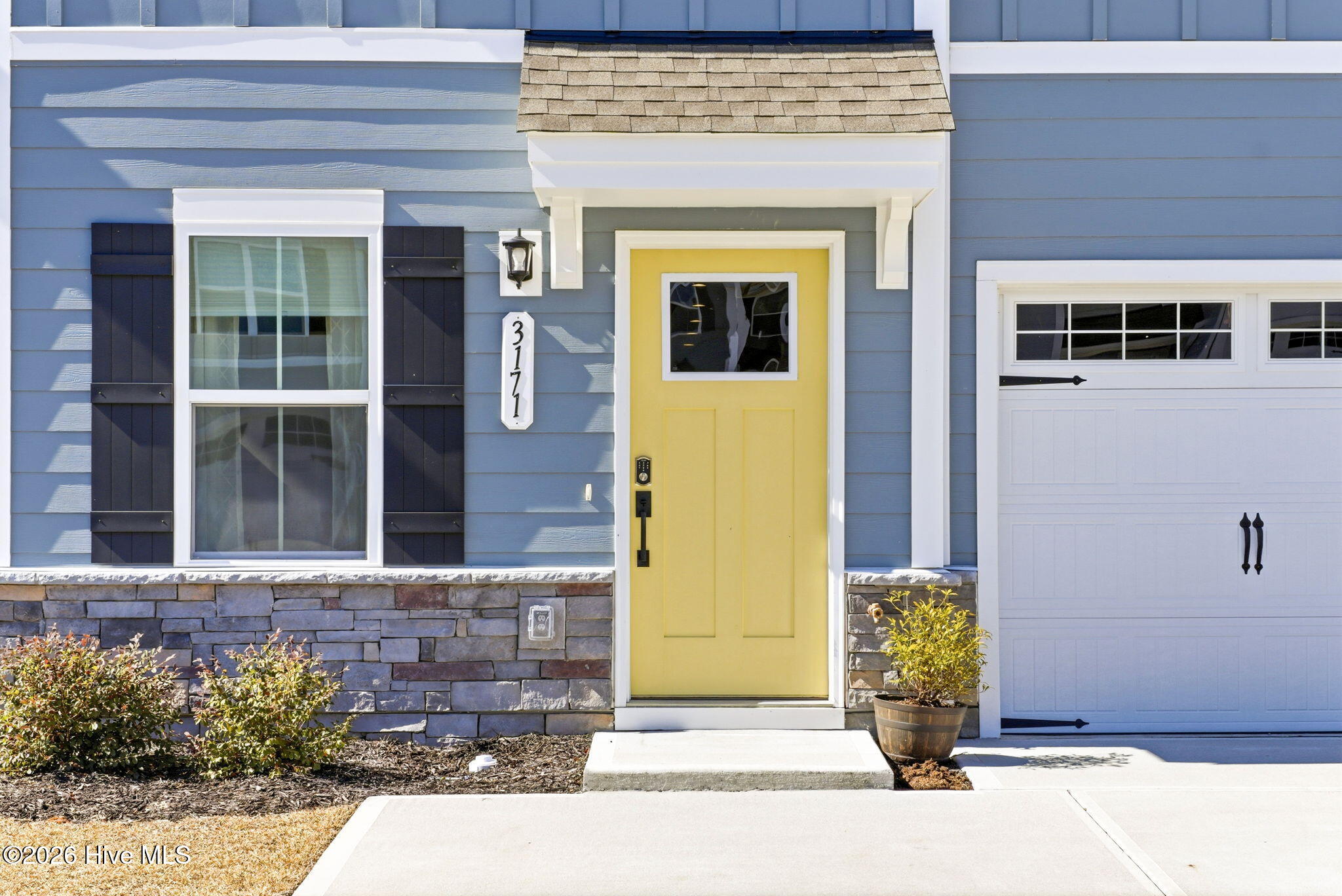 100554684 | Photo 28