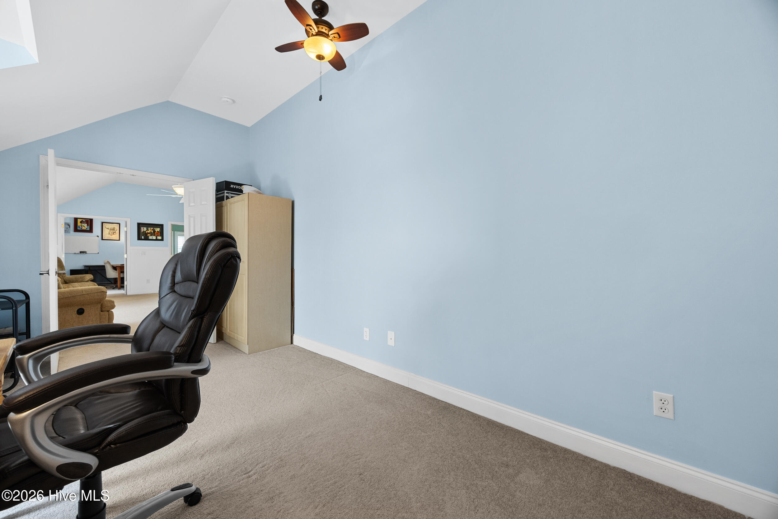 100567542 | Photo 57