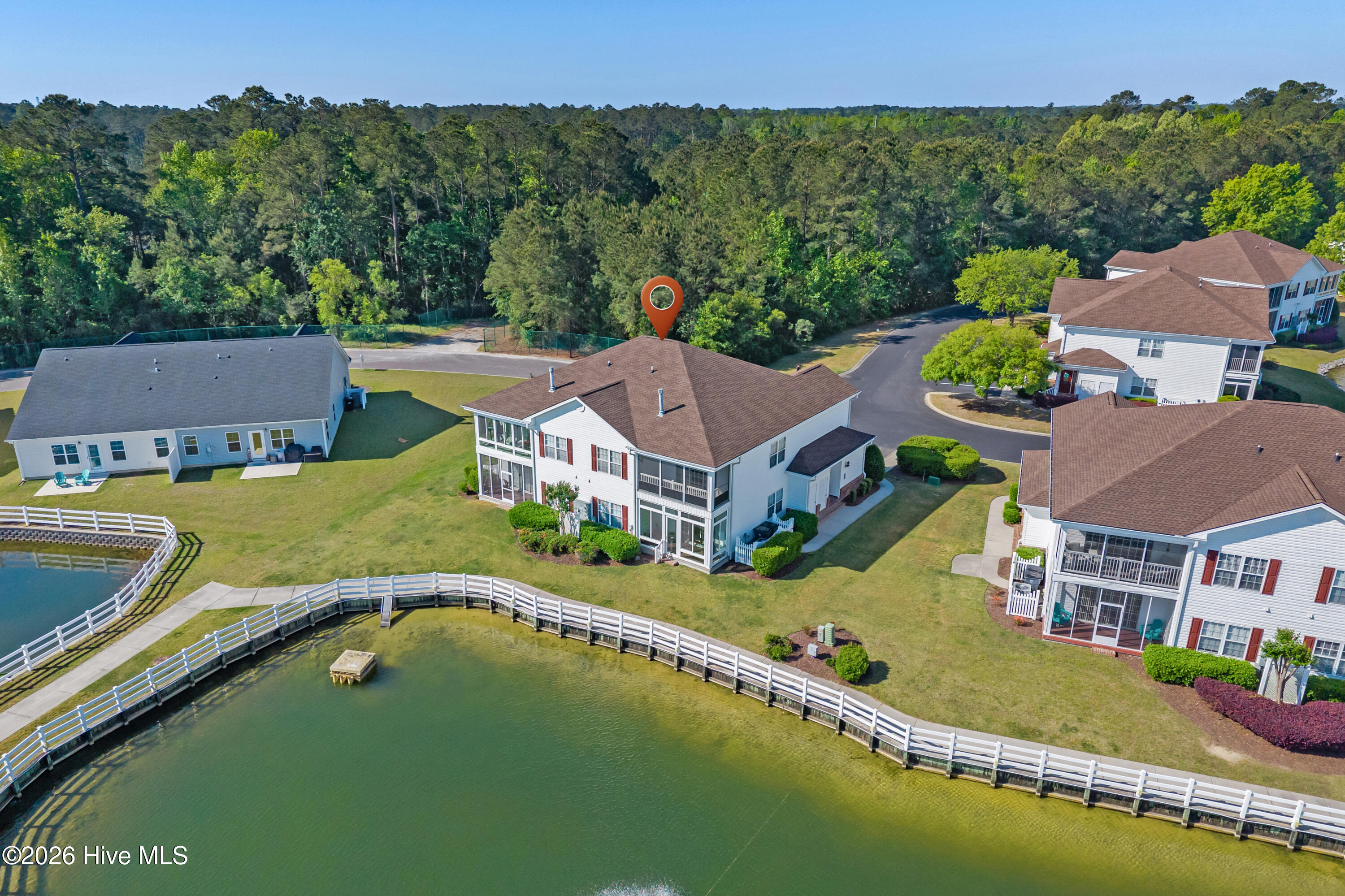 100567546 | Photo 39