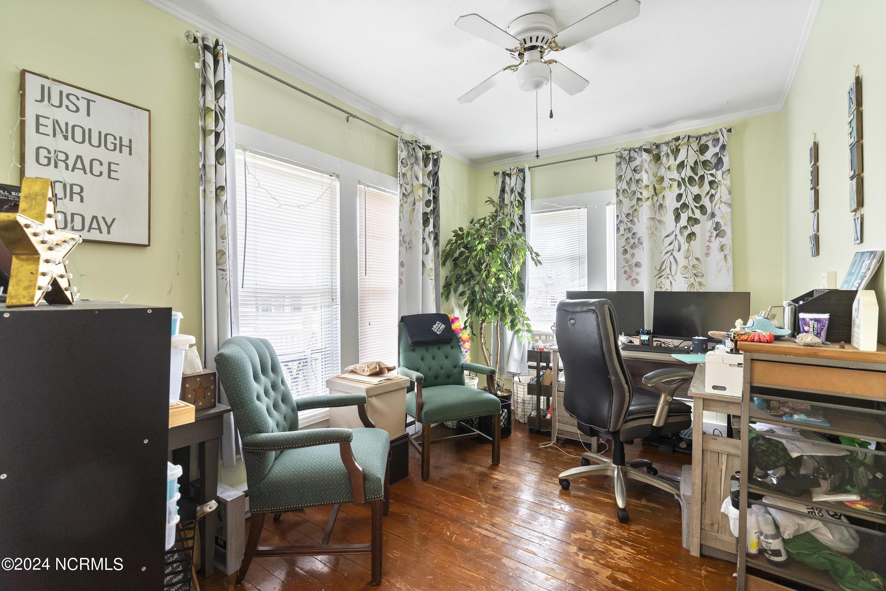 100488510 | Photo 28