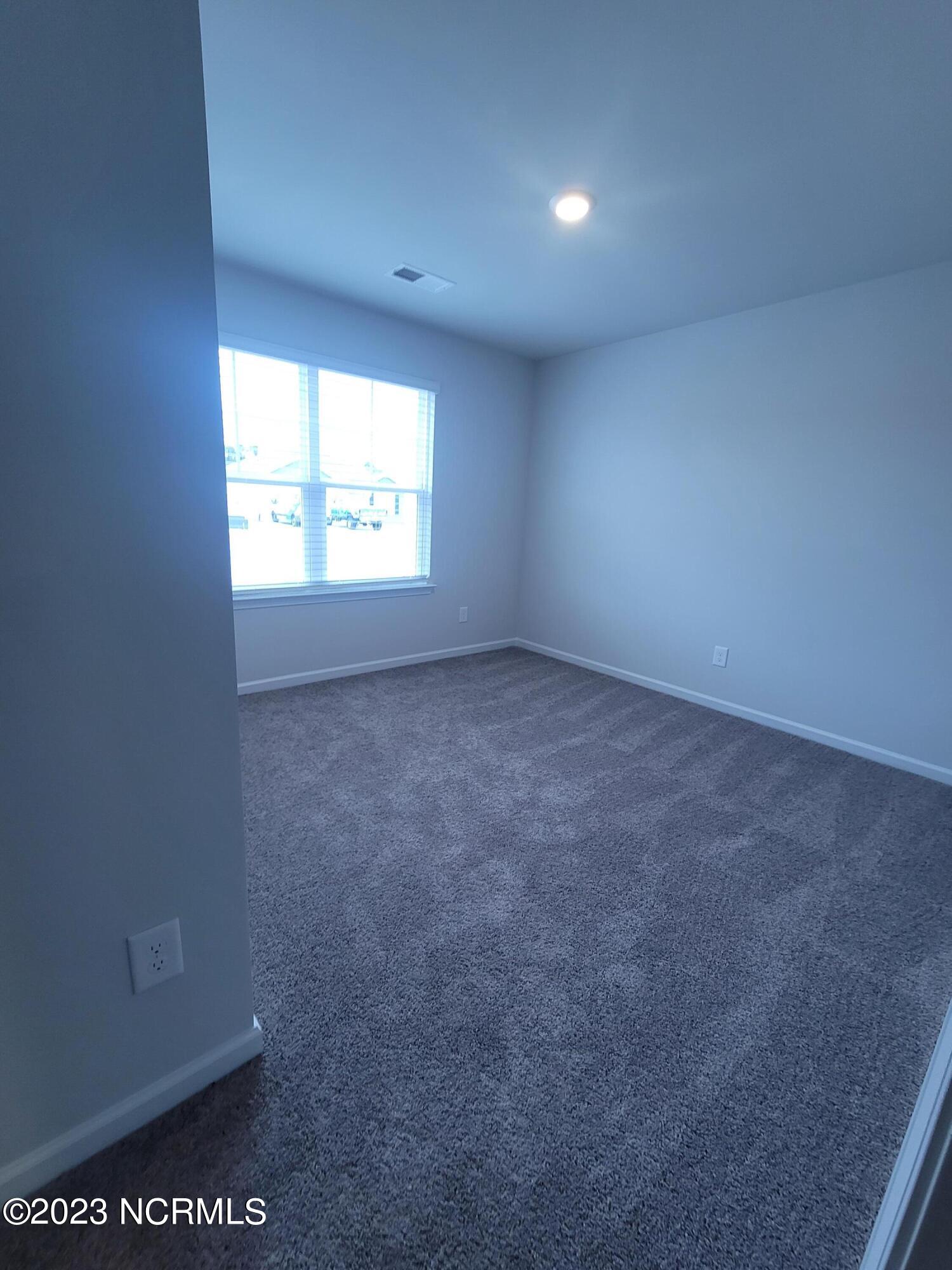 100556788 | Photo 13