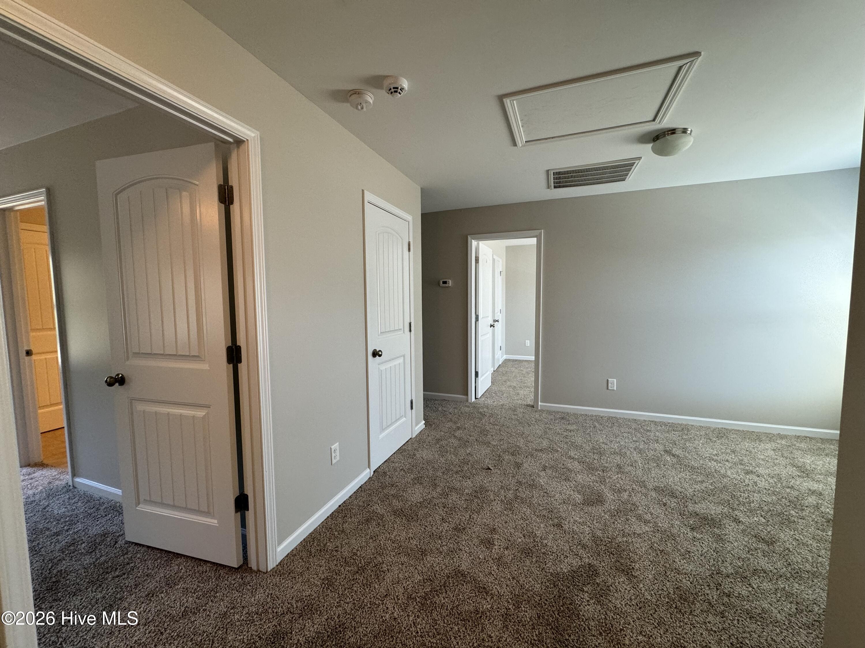 100549154 | Photo 28