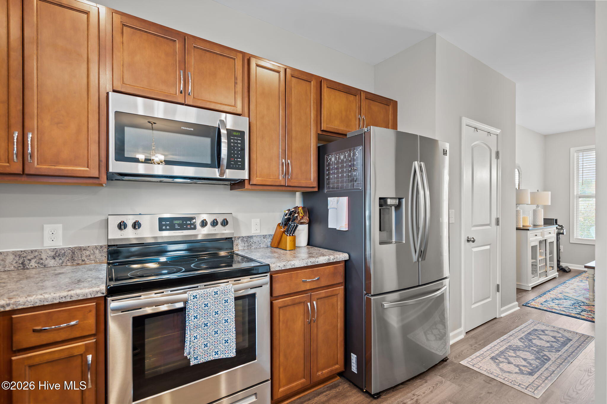 100555693 | Photo 16