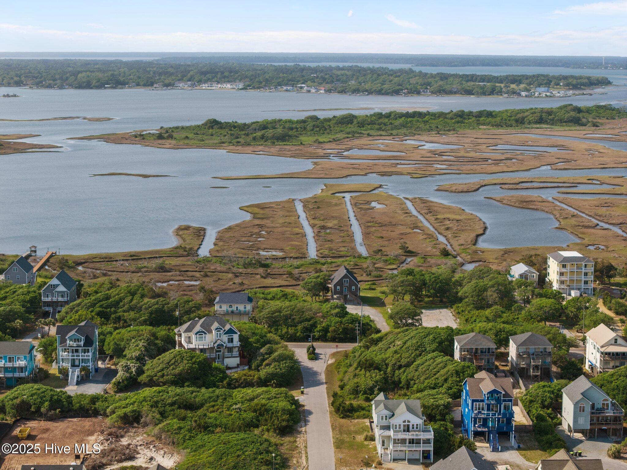 100502194 | Photo 14