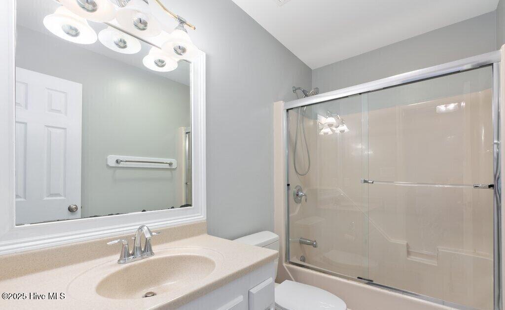 100488522 | Photo 11