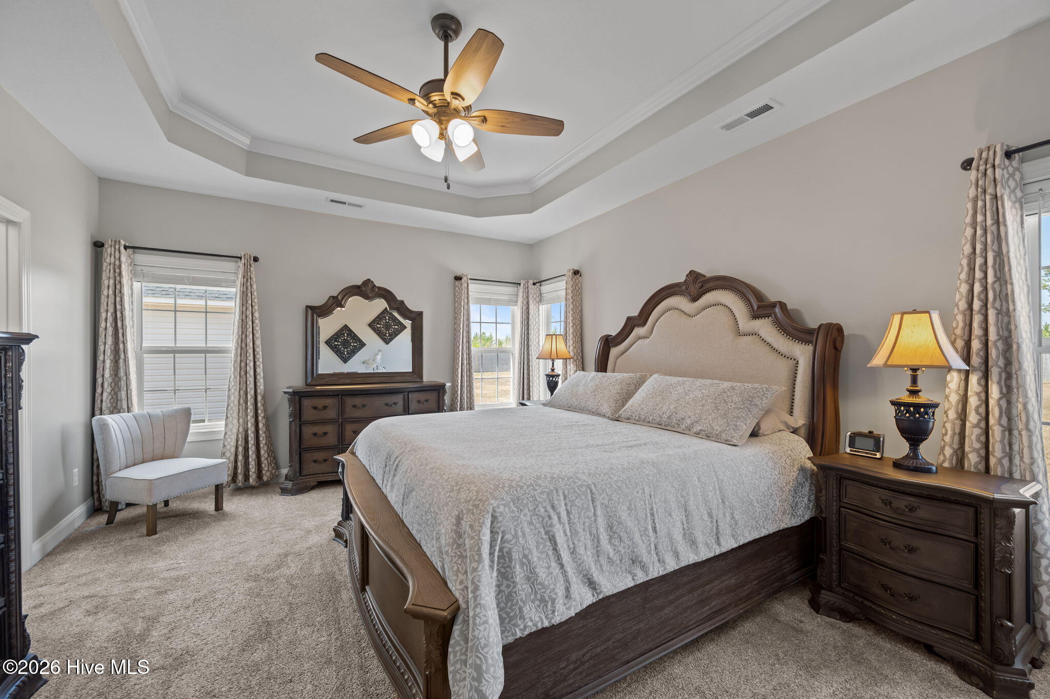 100559692 | Photo 12