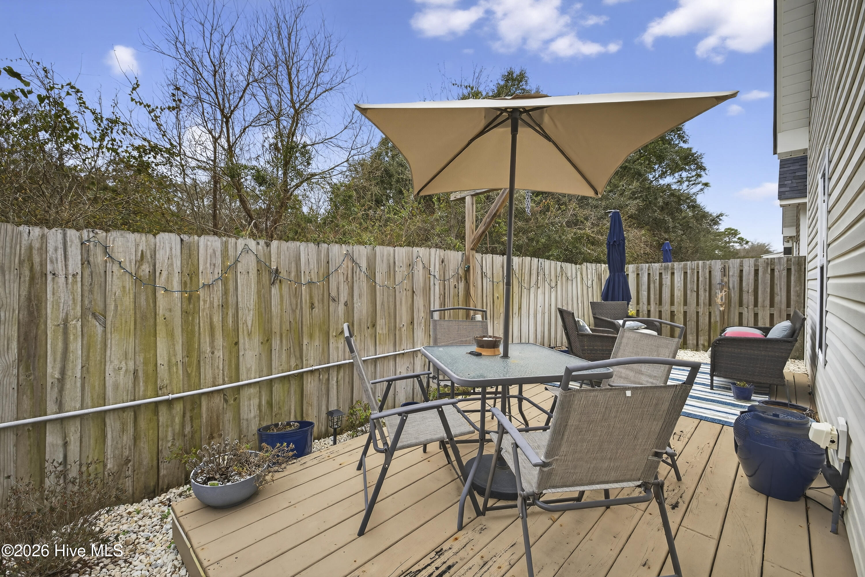 100557620 | Photo 31