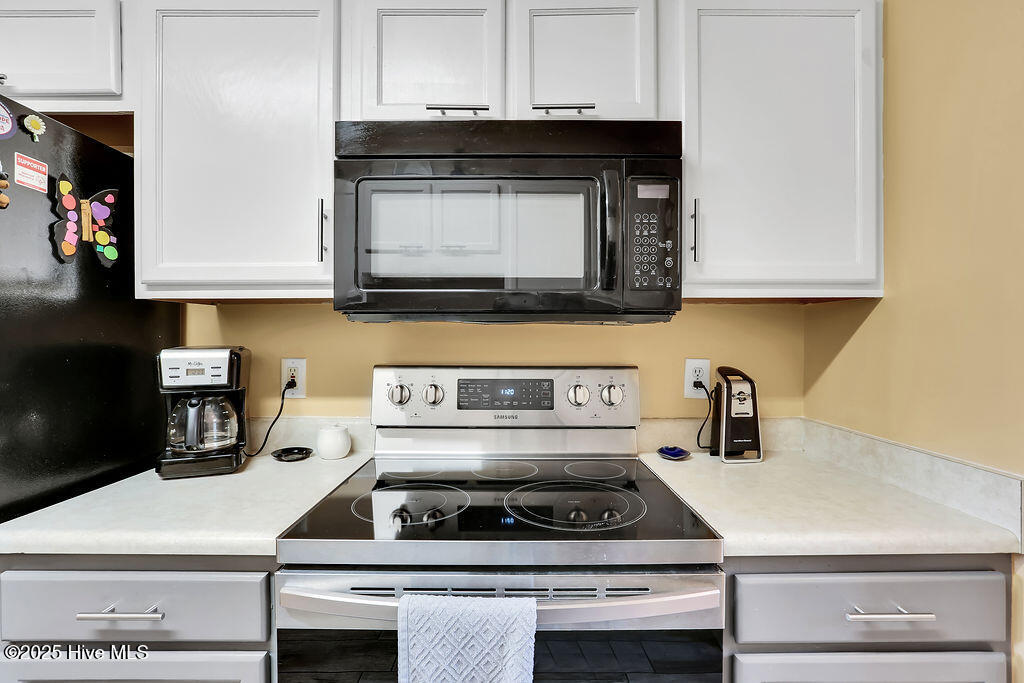 100543761 | Photo 11