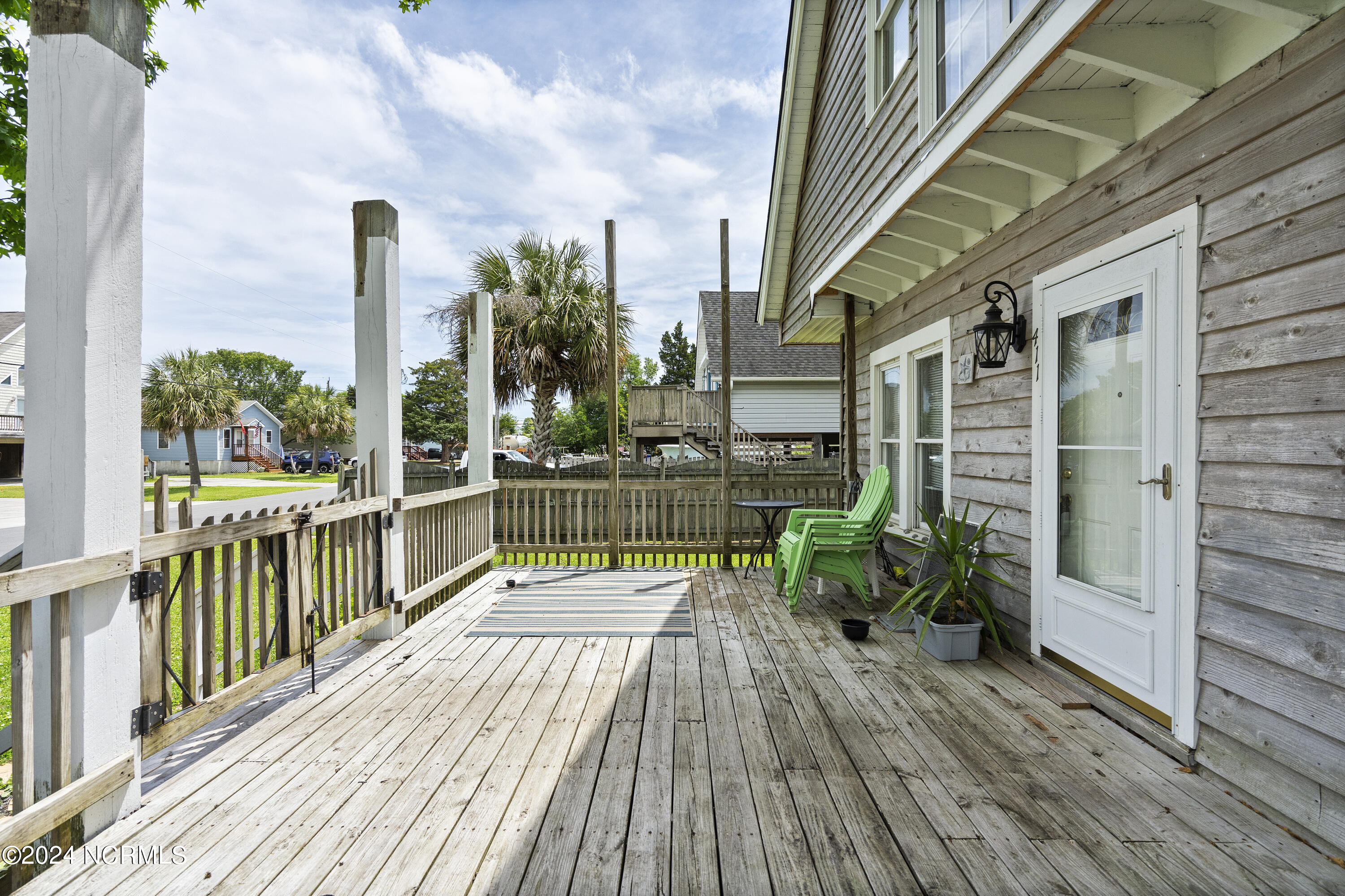 100488510 | Photo 44