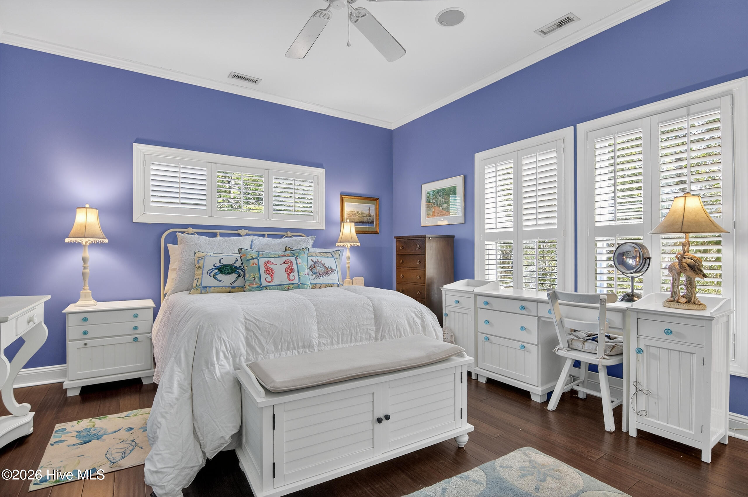 100556296 | Photo 33